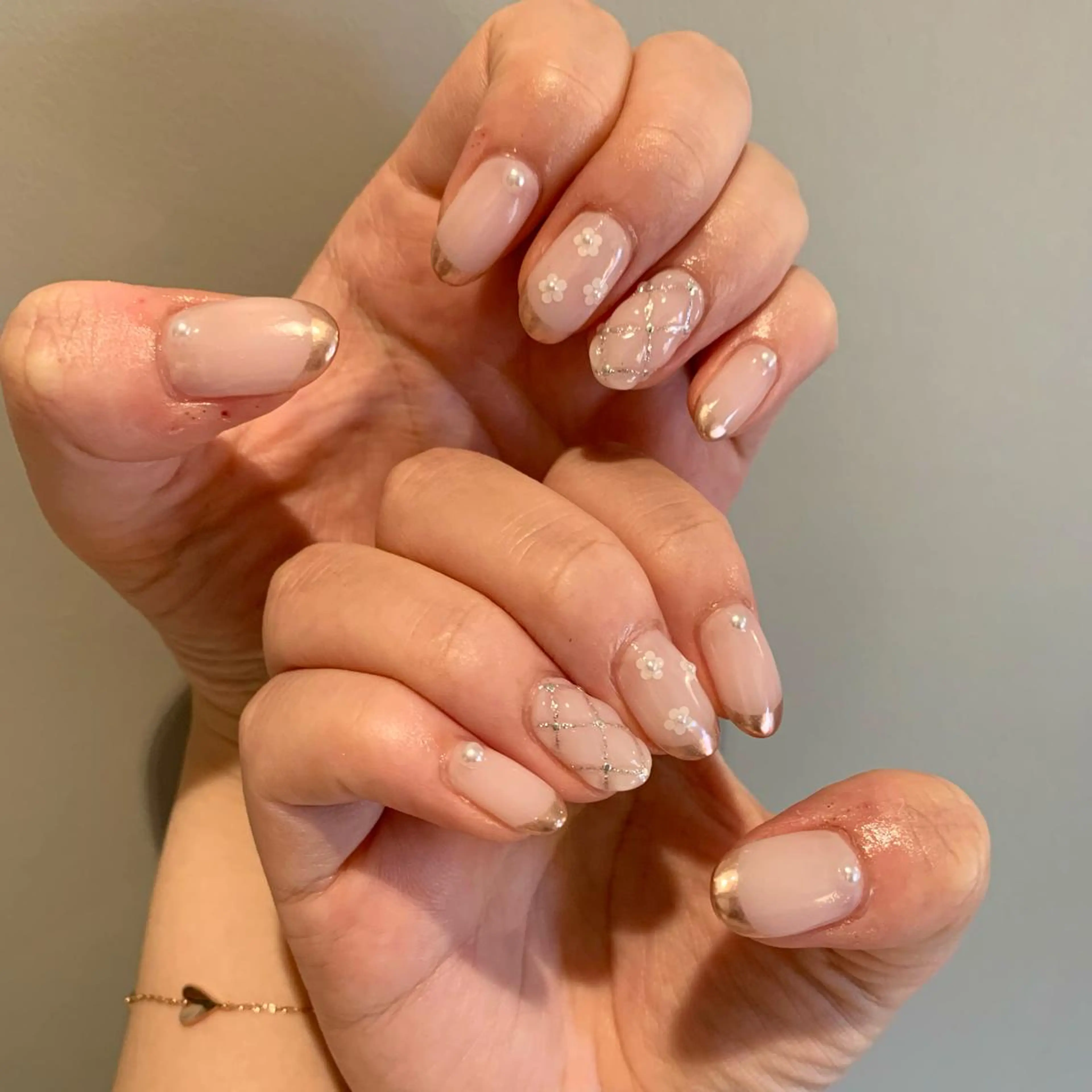 ネイル ハンドネイル ウシク ミユキのネイルデザイン