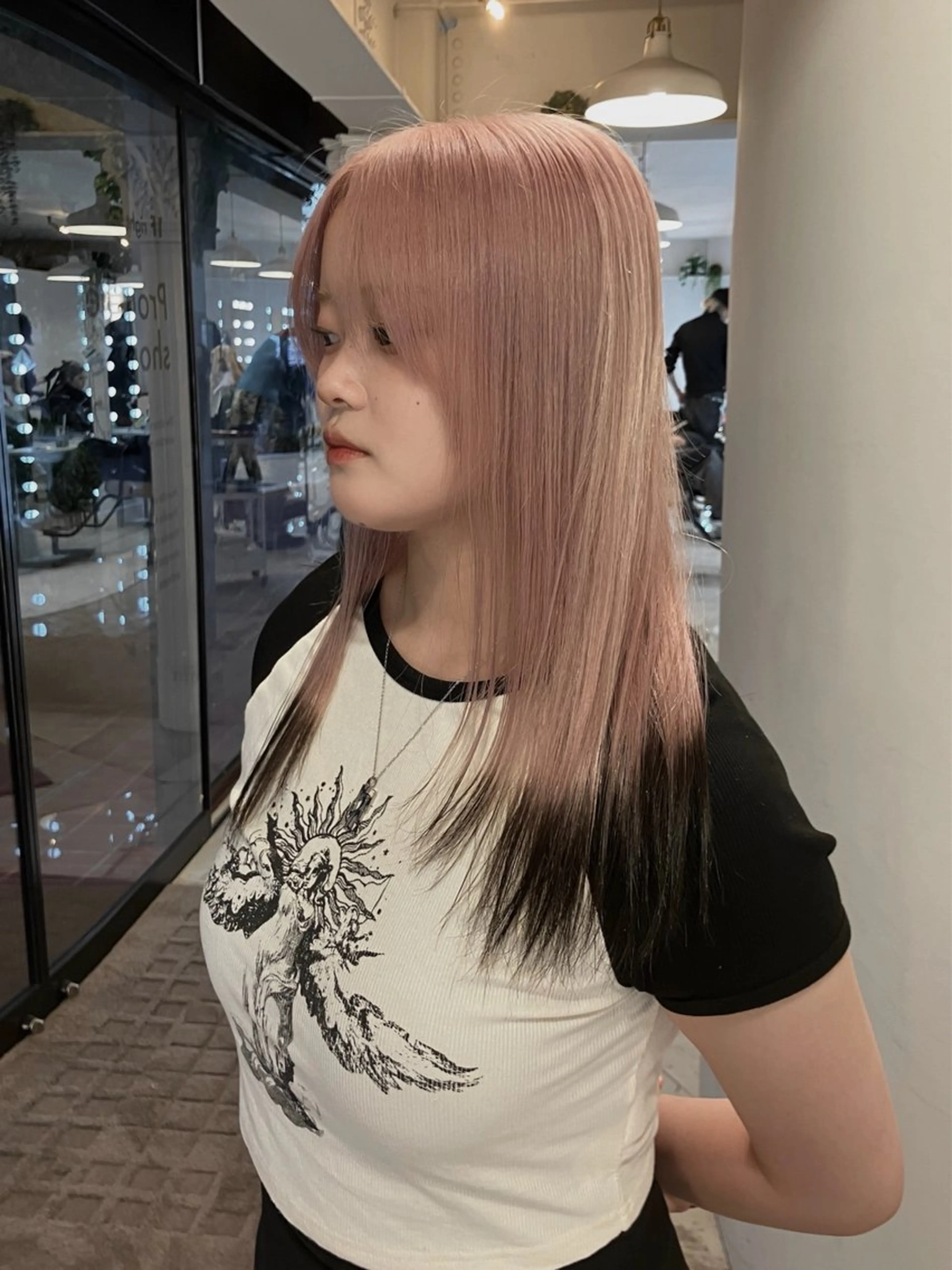 セミロング ヘアカラー トリートメント Hanaka🐈⬛ 海外×ニュアンスのヘアスタイル