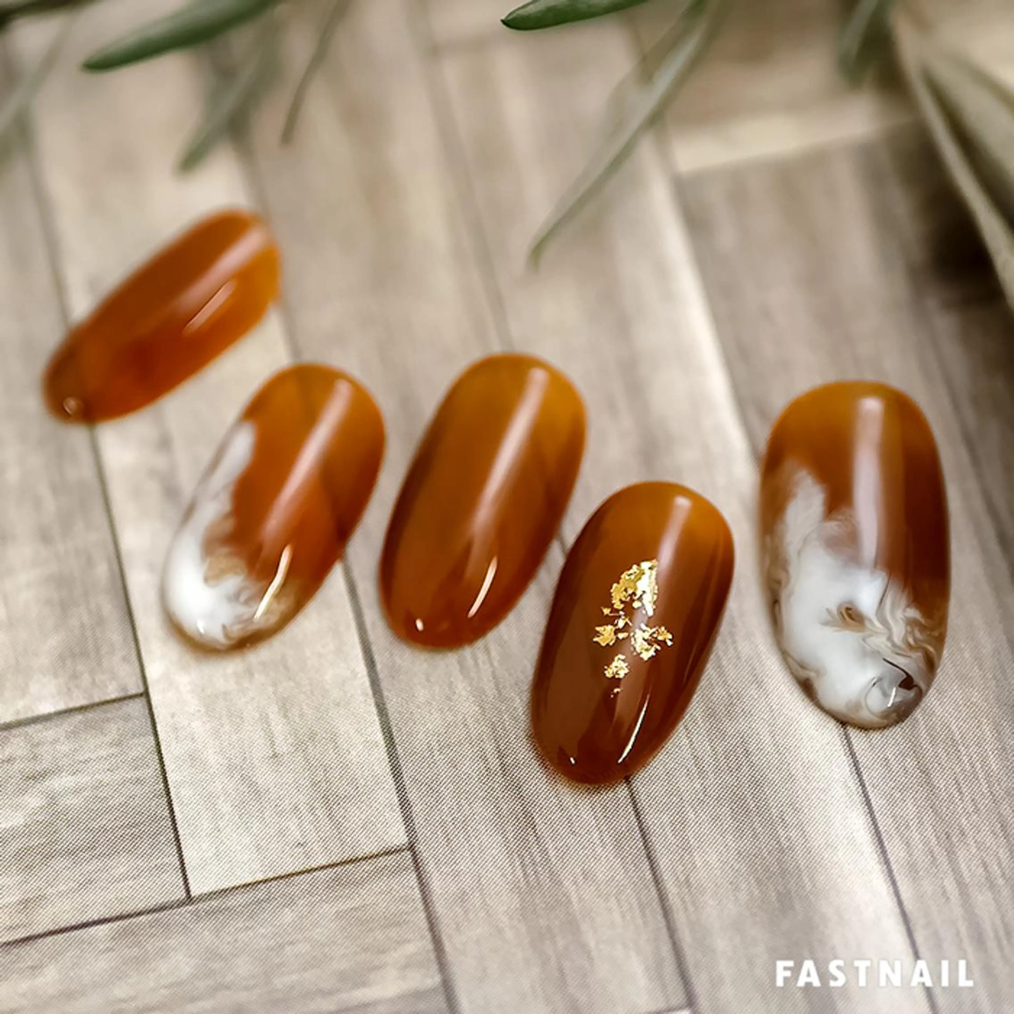 ネイル フットネイル フレンチネイル ジェルネイル ワンカラーネイル パラジェル ファストネイル ロコ 春日のネイルデザイン