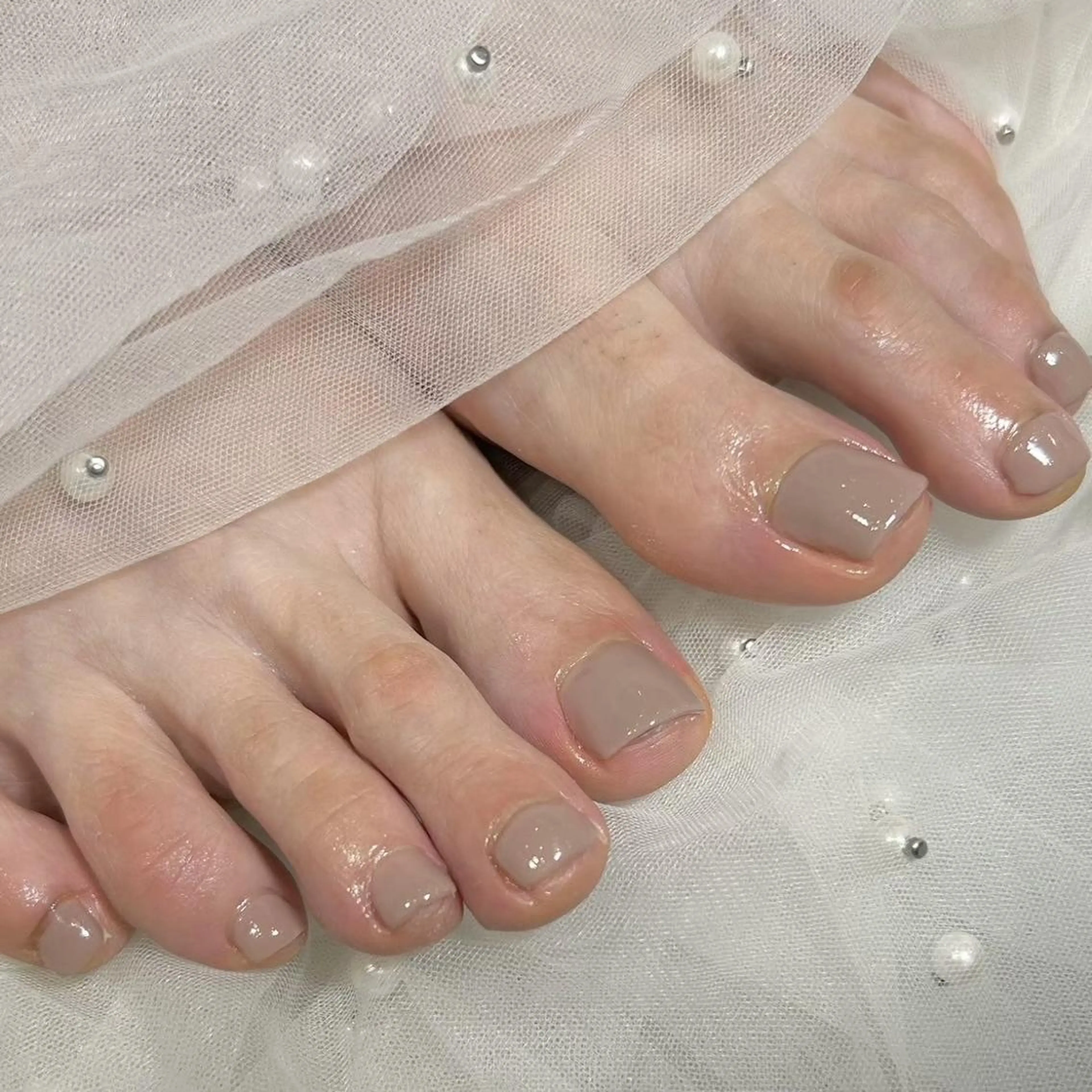 ジェルオフ無料☆フットワンカラー・ラメグラデーション✨甘皮ケア込！の写真