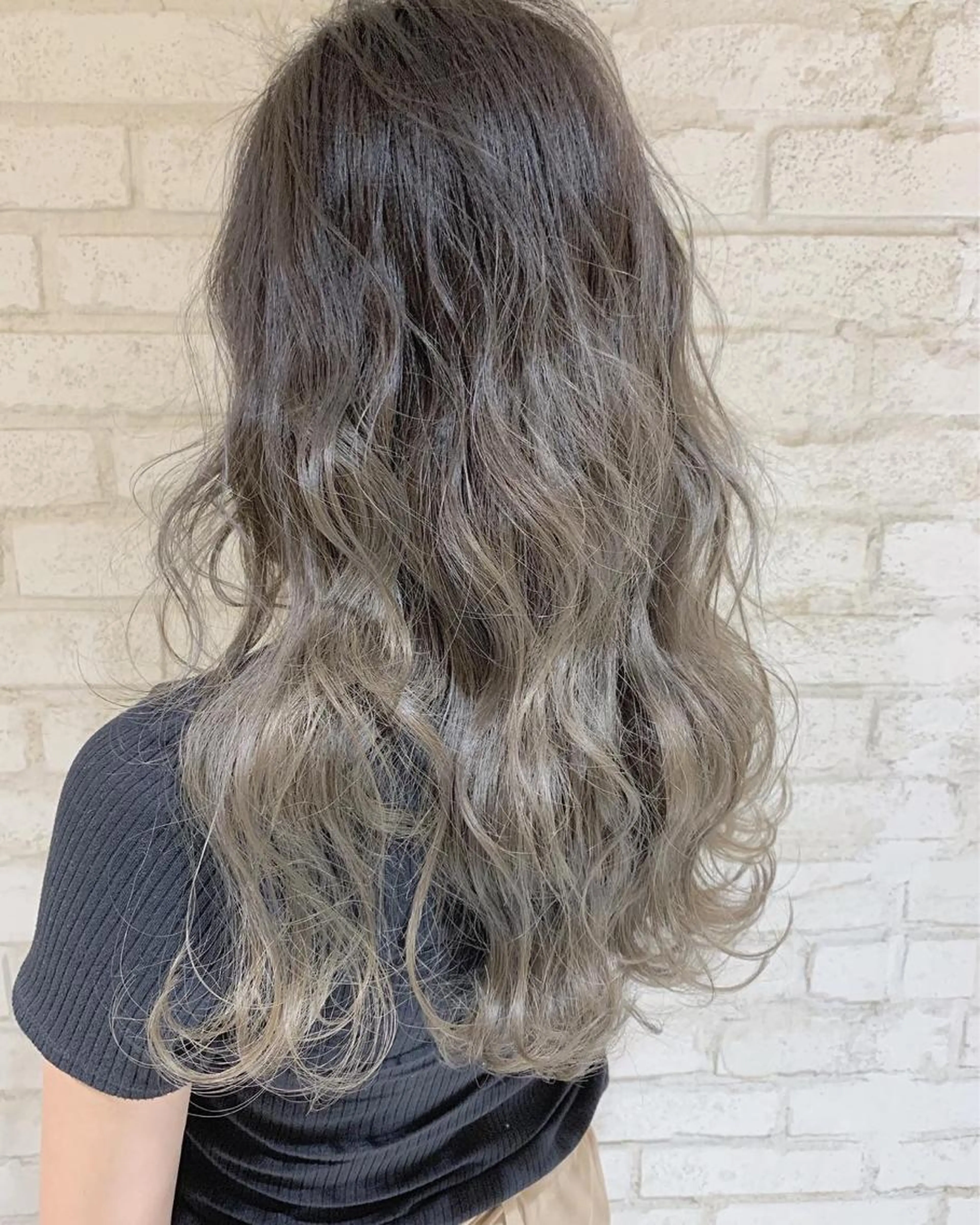 ナチュラルグラデーション+艶トリートメントの写真