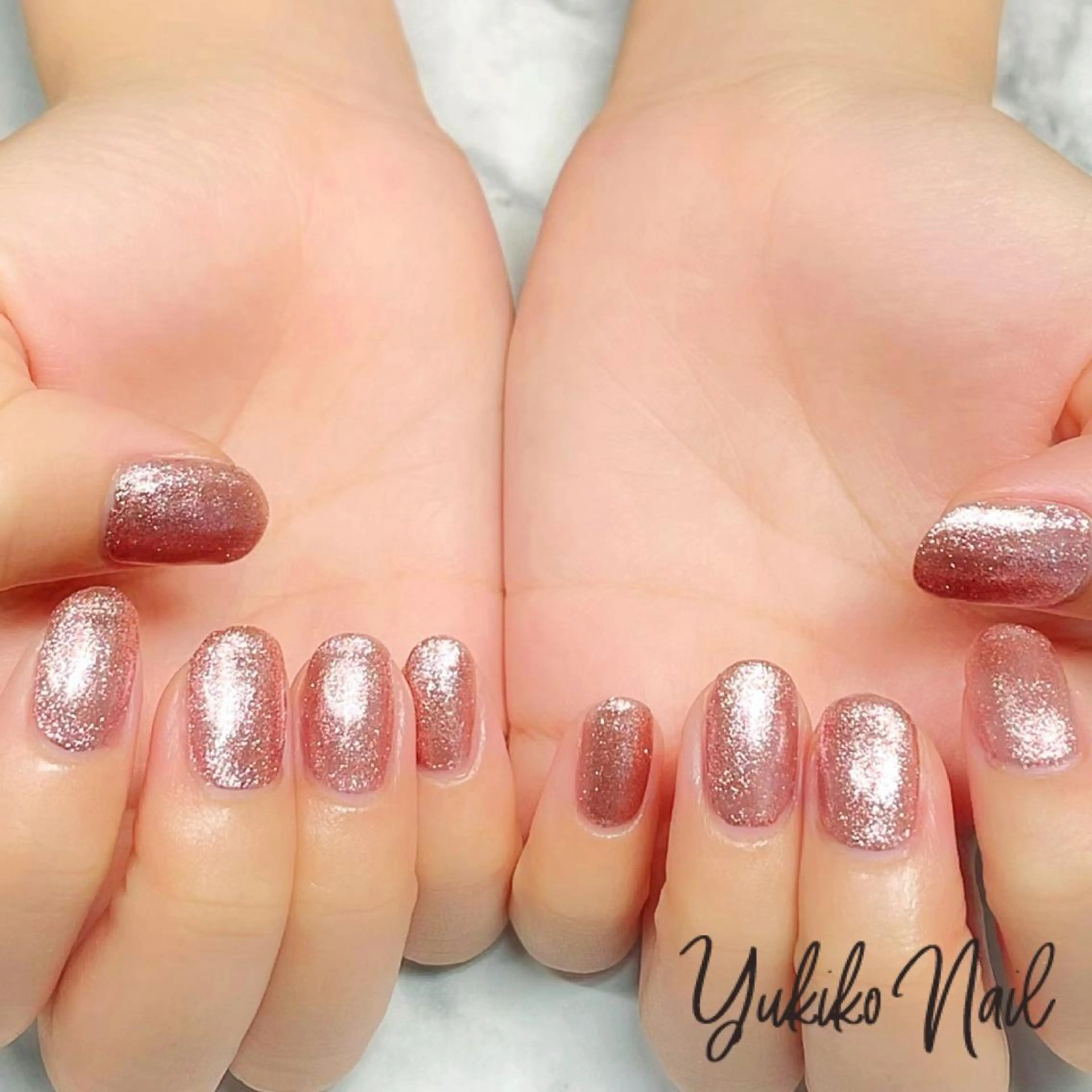 ネイル フットネイル キラキラネイル ラメ(グリッター) ワンカラーネイル ピンク ハンドネイル ユキコ ネイルのネイルデザイン