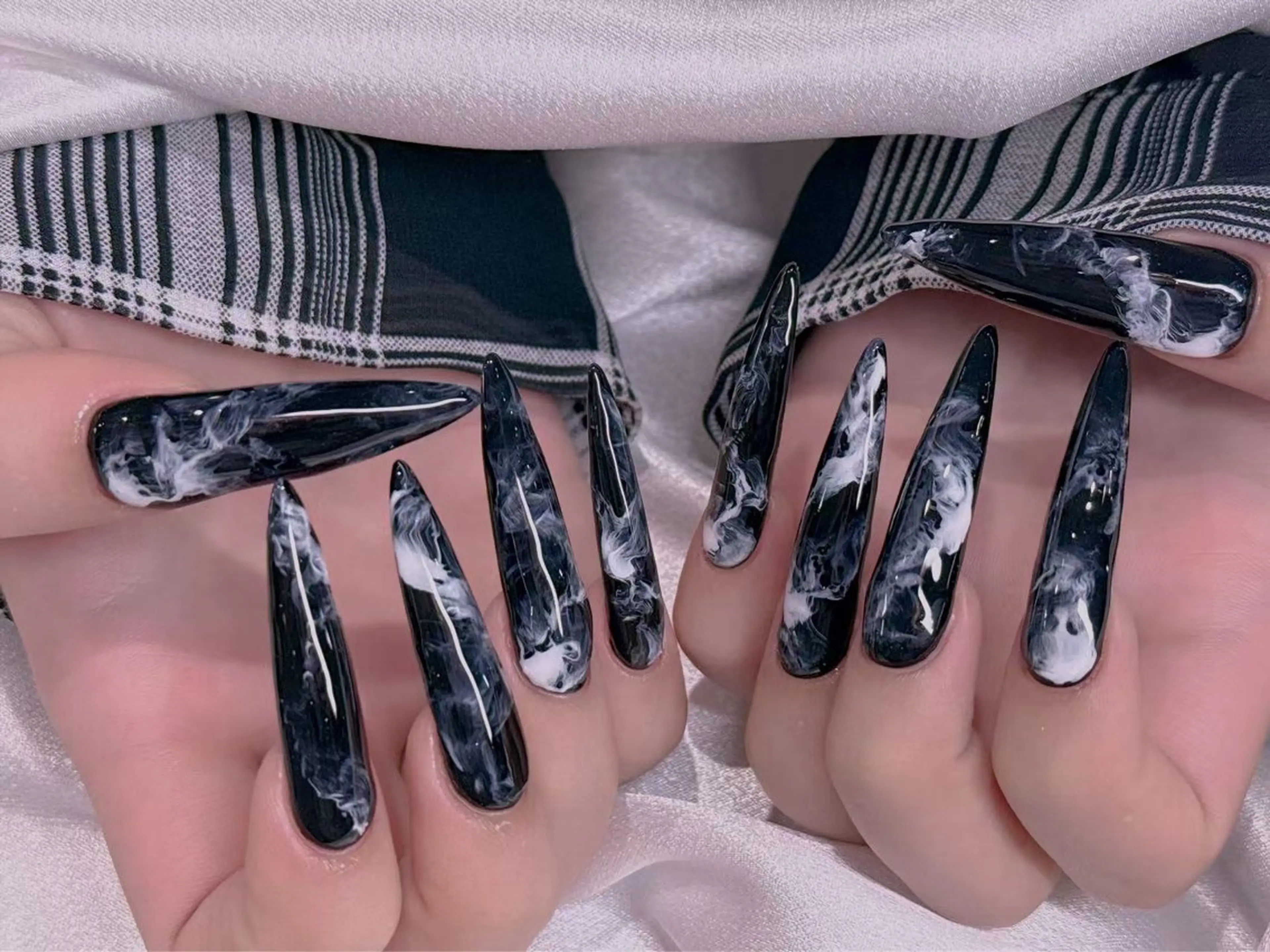 ネイル 長さ出し専門店 RIRIのネイルデザイン