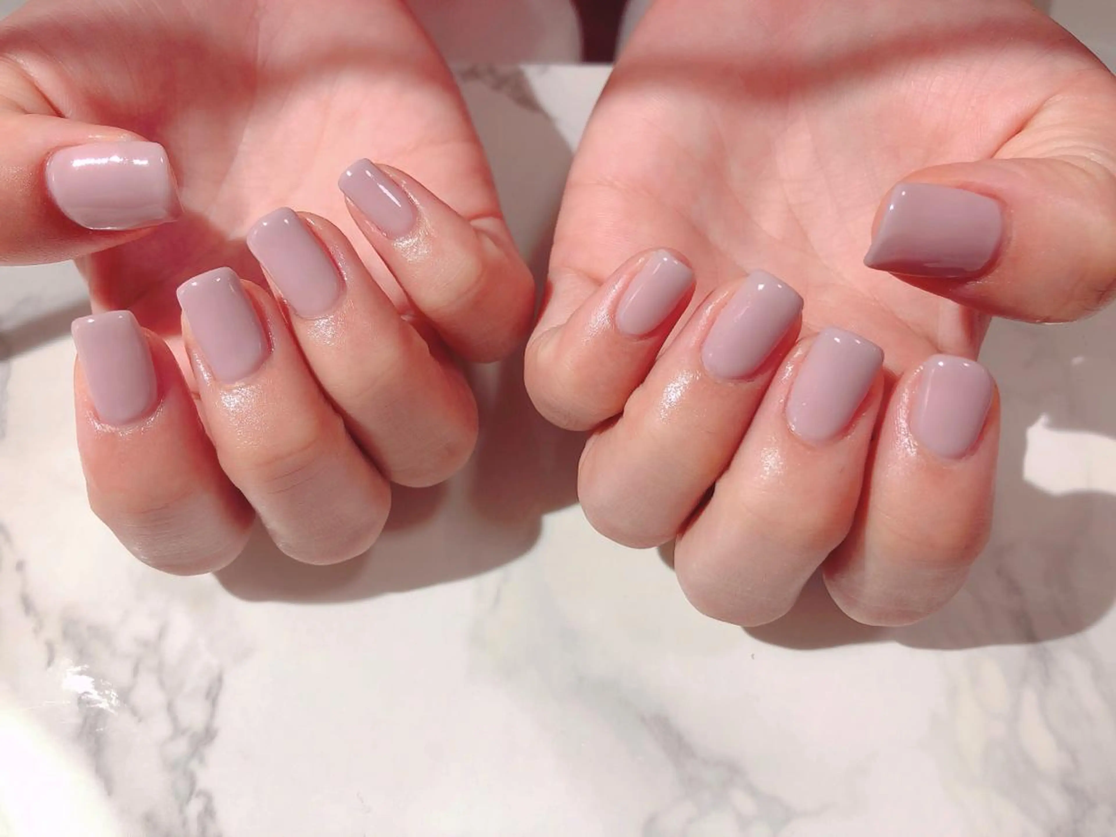 ネイル ジェルネイル Regaro i.sのネイルデザイン