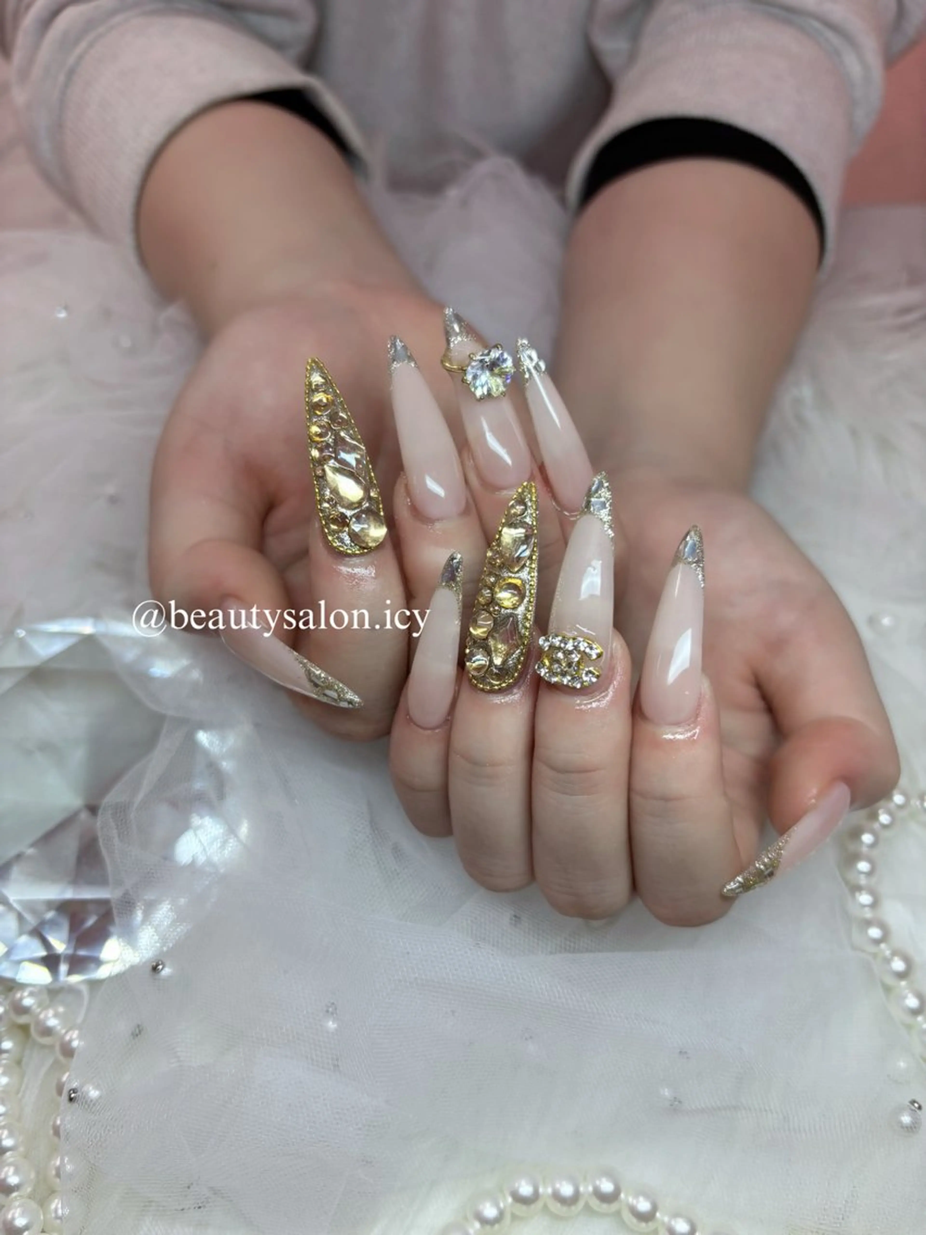 ネイル 韓国ネイル ロングネイル メンズネイル ワンホンネイル ハンドネイル ビューティーサロン ICYのネイルデザイン