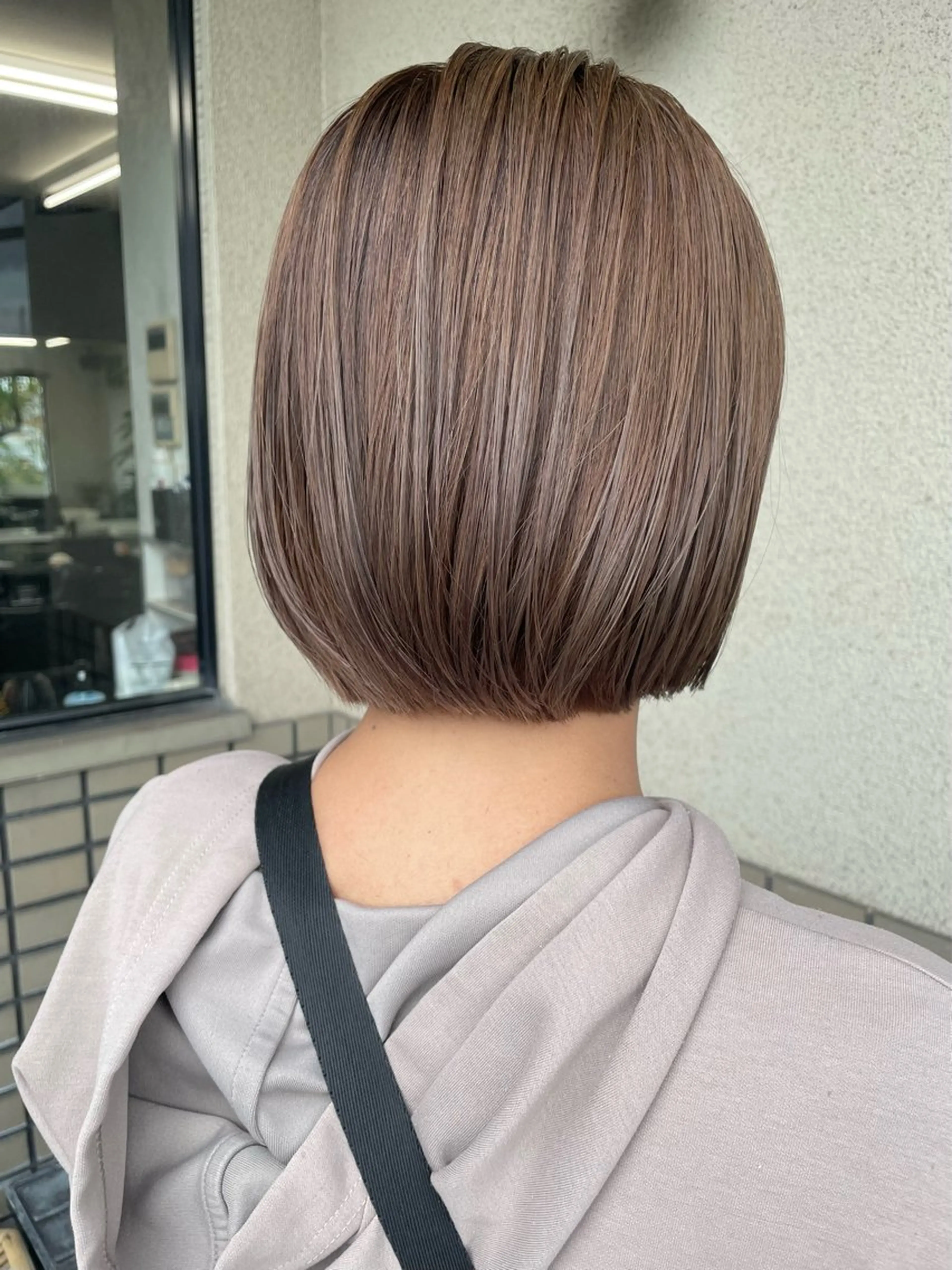 ショート カラー アッシュ ベージュカラー ボブ 沢田 瞳のヘアスタイル