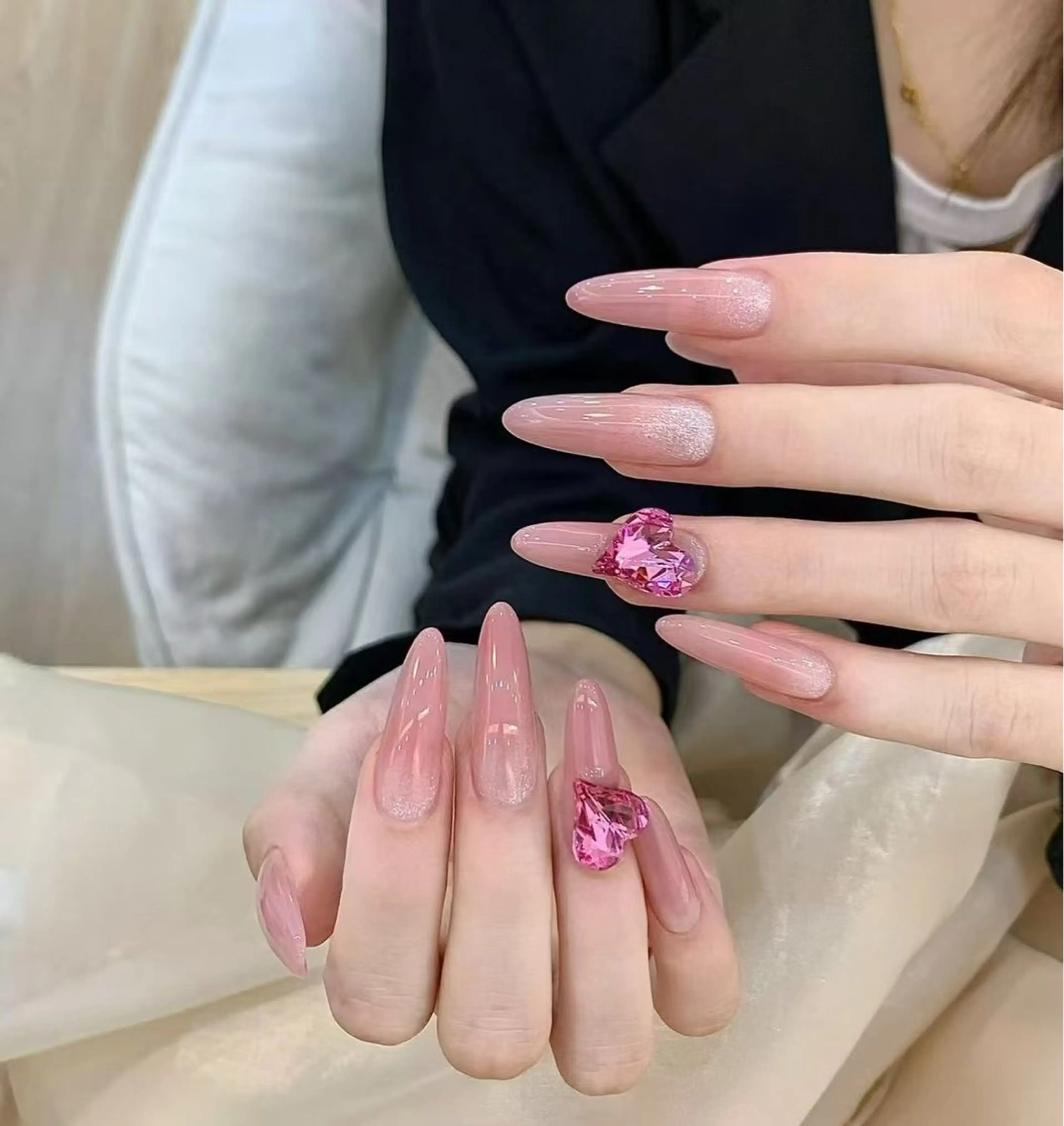 ネイル オーロラネイル フラワーネイル フットネイル フレンチネイル ジェルネイル ハンドネイル ハンドケア BabyYouMi nailのネイルデザイン