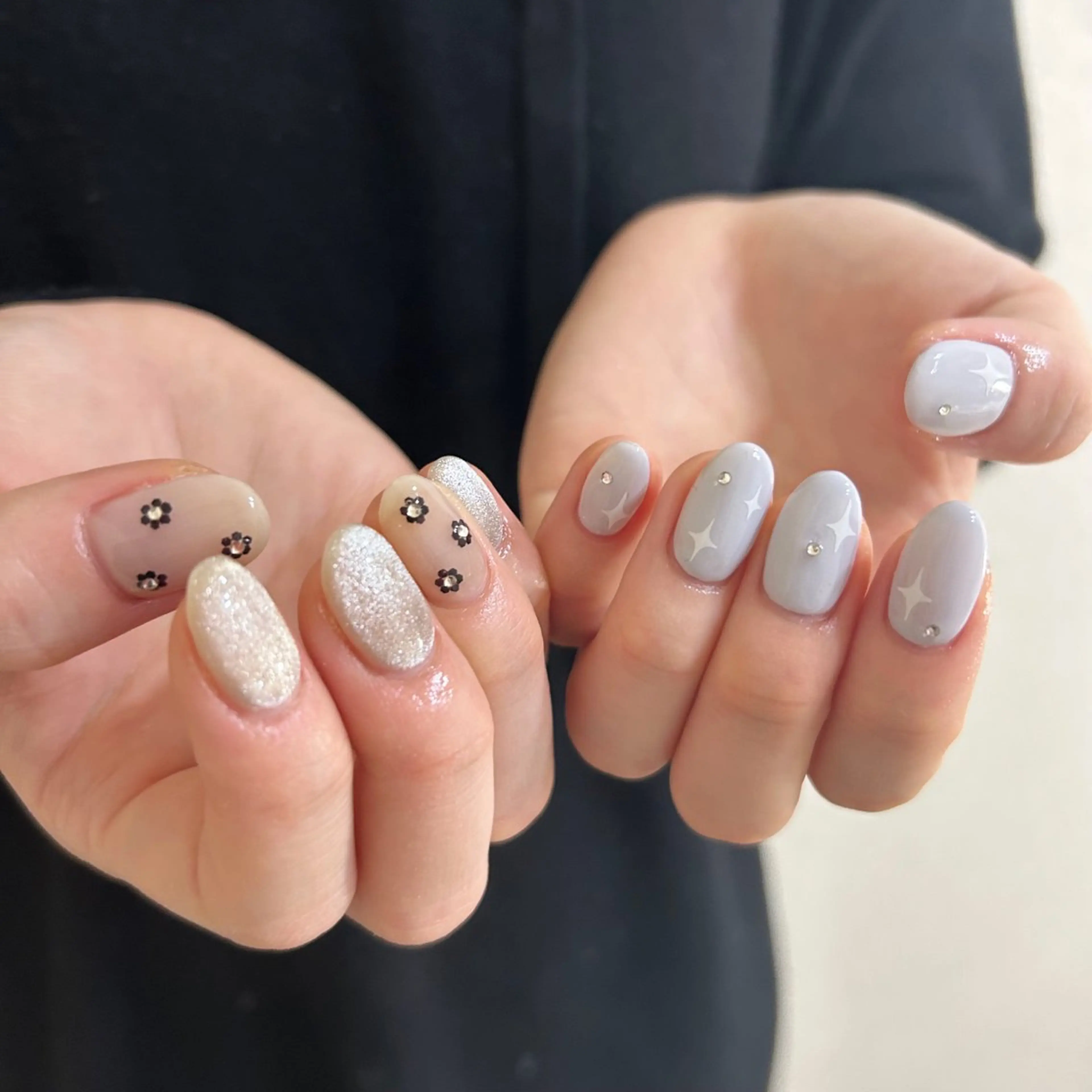 ネイル ブルー フットネイル ジェルネイル キラキラネイル 韓国ネイル RooM -mizuki-のネイルデザイン