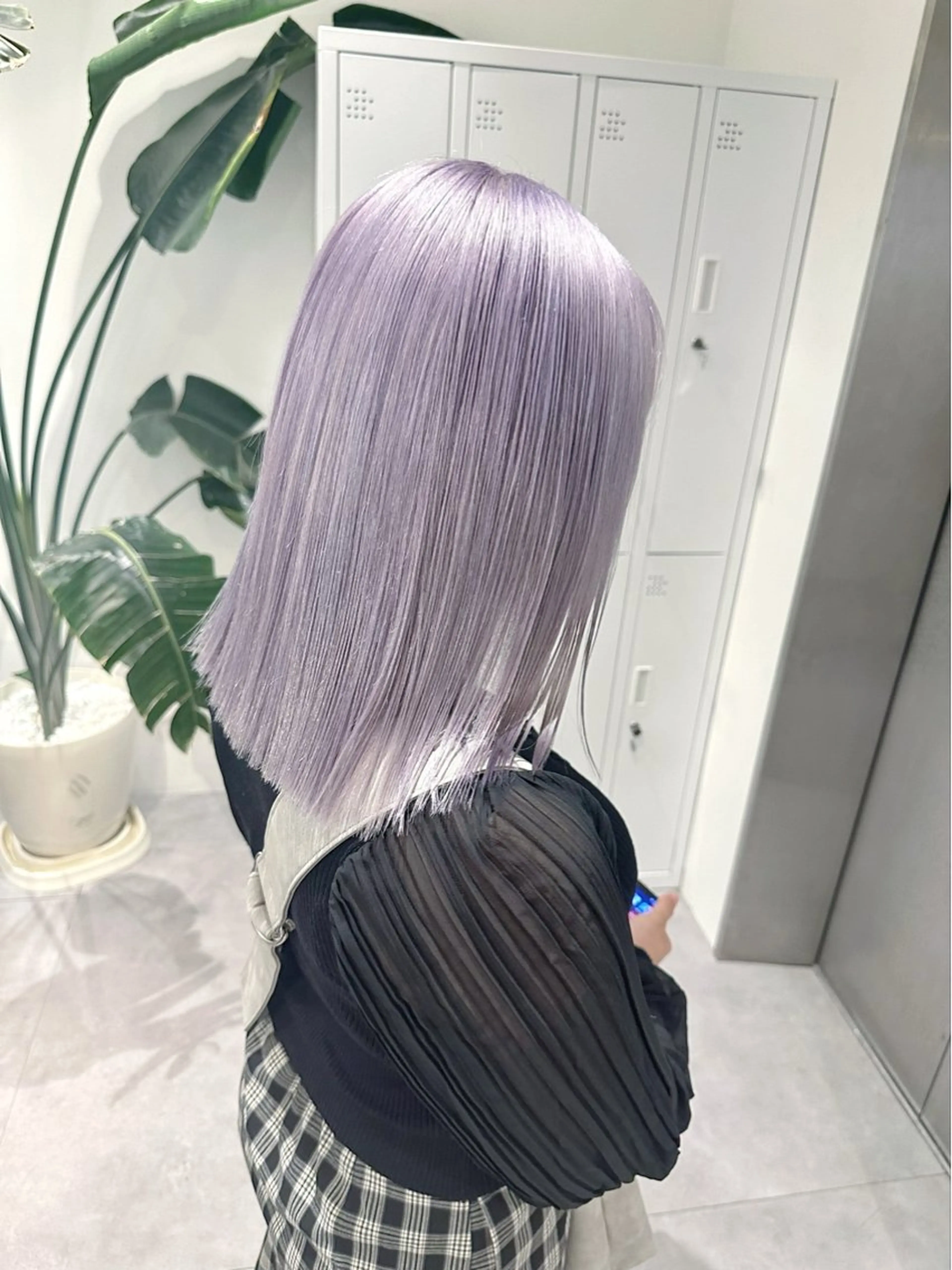 セミロング カラー ブリーチ ブロンド 透明感カラー ハイトーンカラー ラベンダーカラー ヒロミ/ミルクティー /ブロンド/ピンクのヘアスタイル