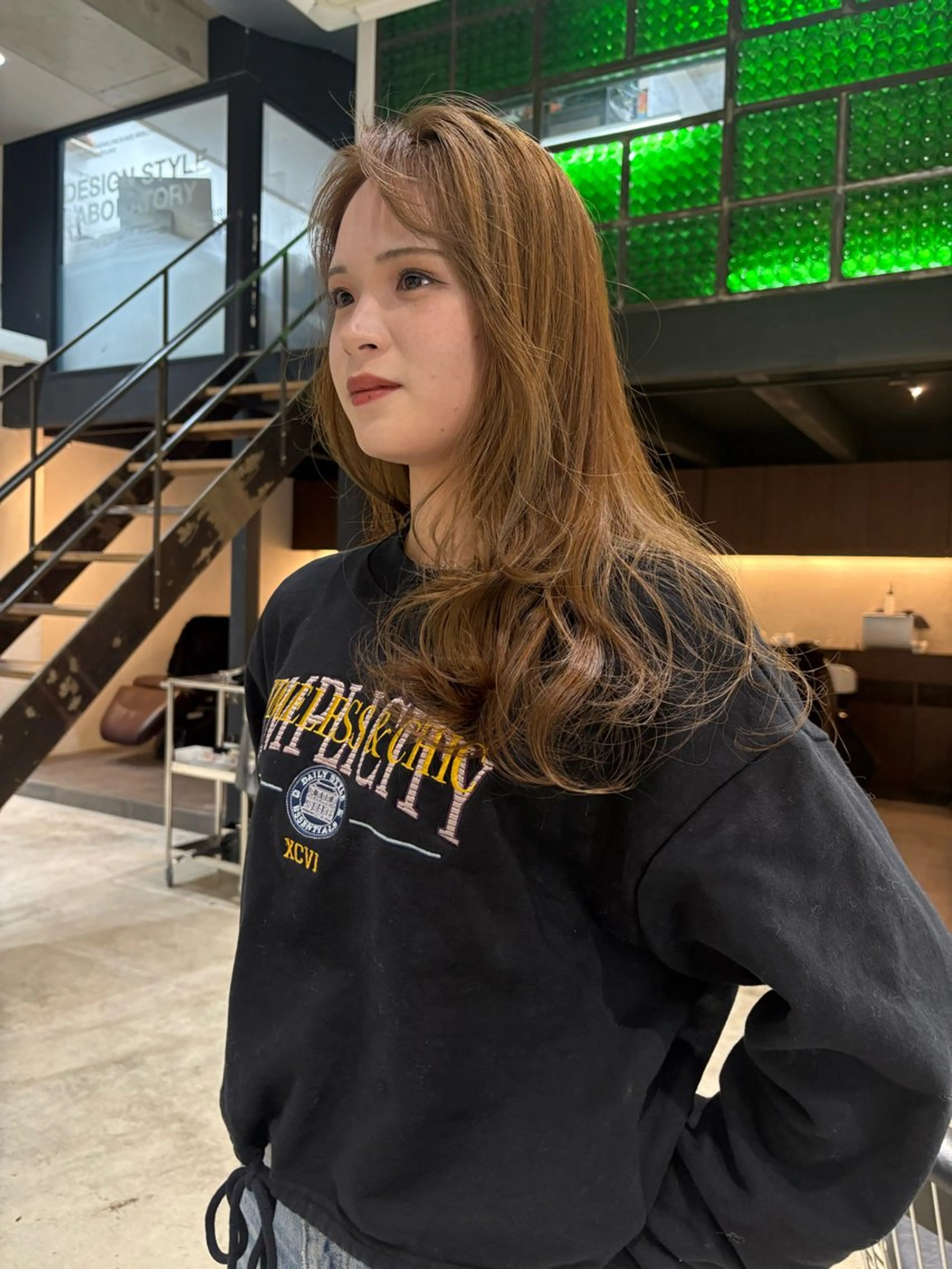 ロング カラー ヘアアレンジ ベージュカラー ミルクティーベージュ 名古屋/落ちる黒 黒染め落としのヘアスタイル