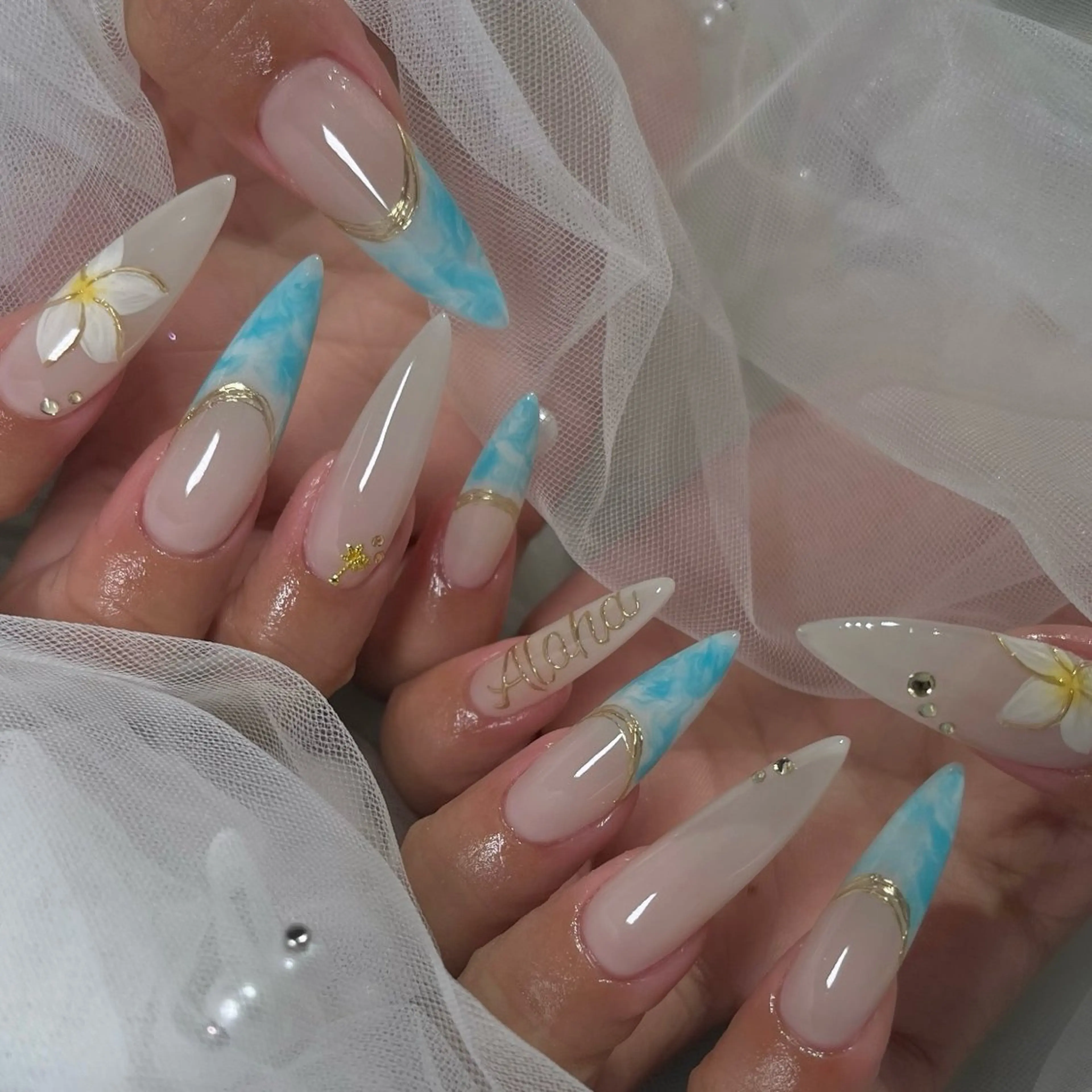 ネイル チークネイル ハンドネイル NEO Beauty Salon所属・𝐍𝐄𝐎 𝐉𝐔𝐑𝐈のネイルデザイン