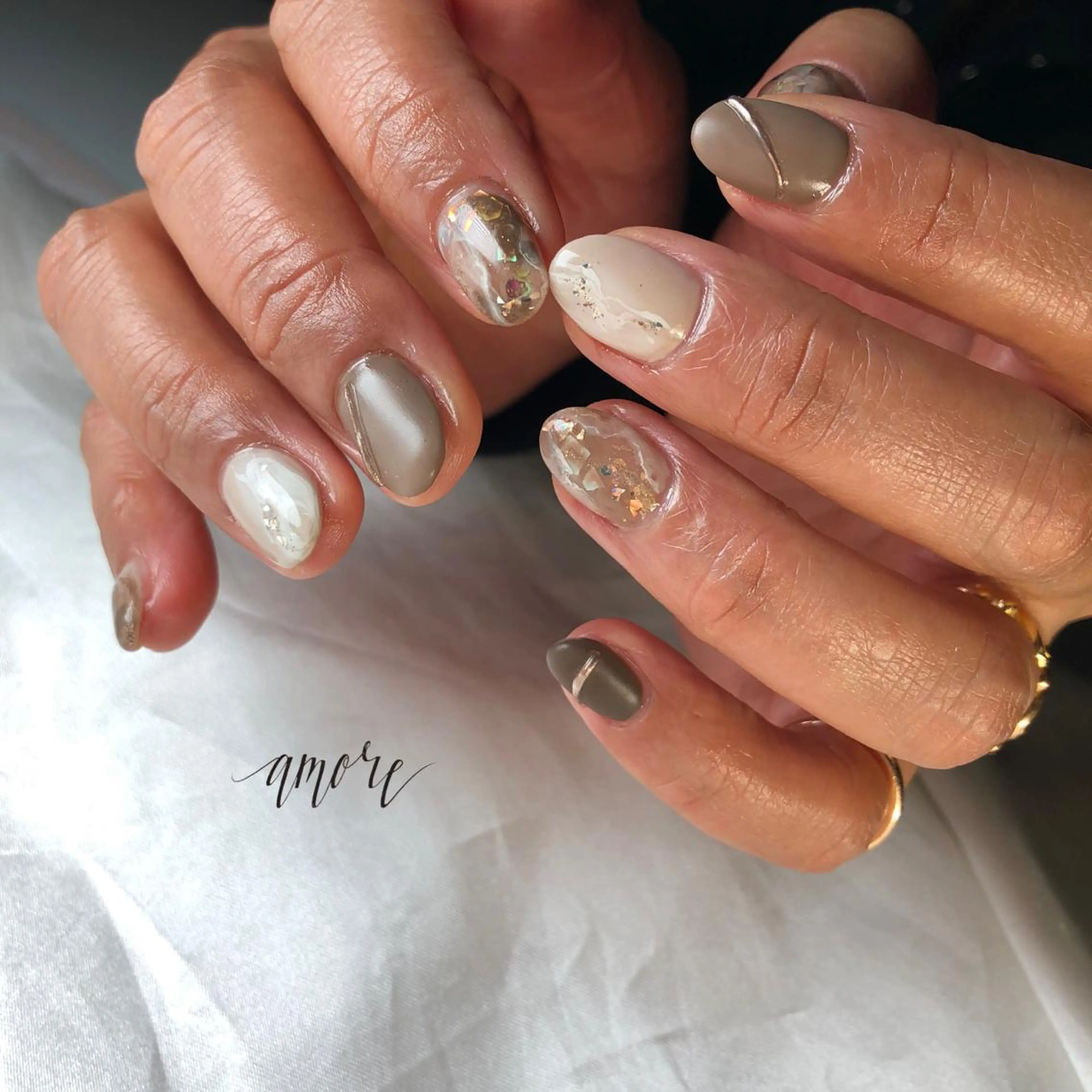 ネイル ジェルネイル 氷ネイル・うるうるネイル マグネットネイル ミラーネイル ニュアンスネイル You kyehwaのネイルデザイン