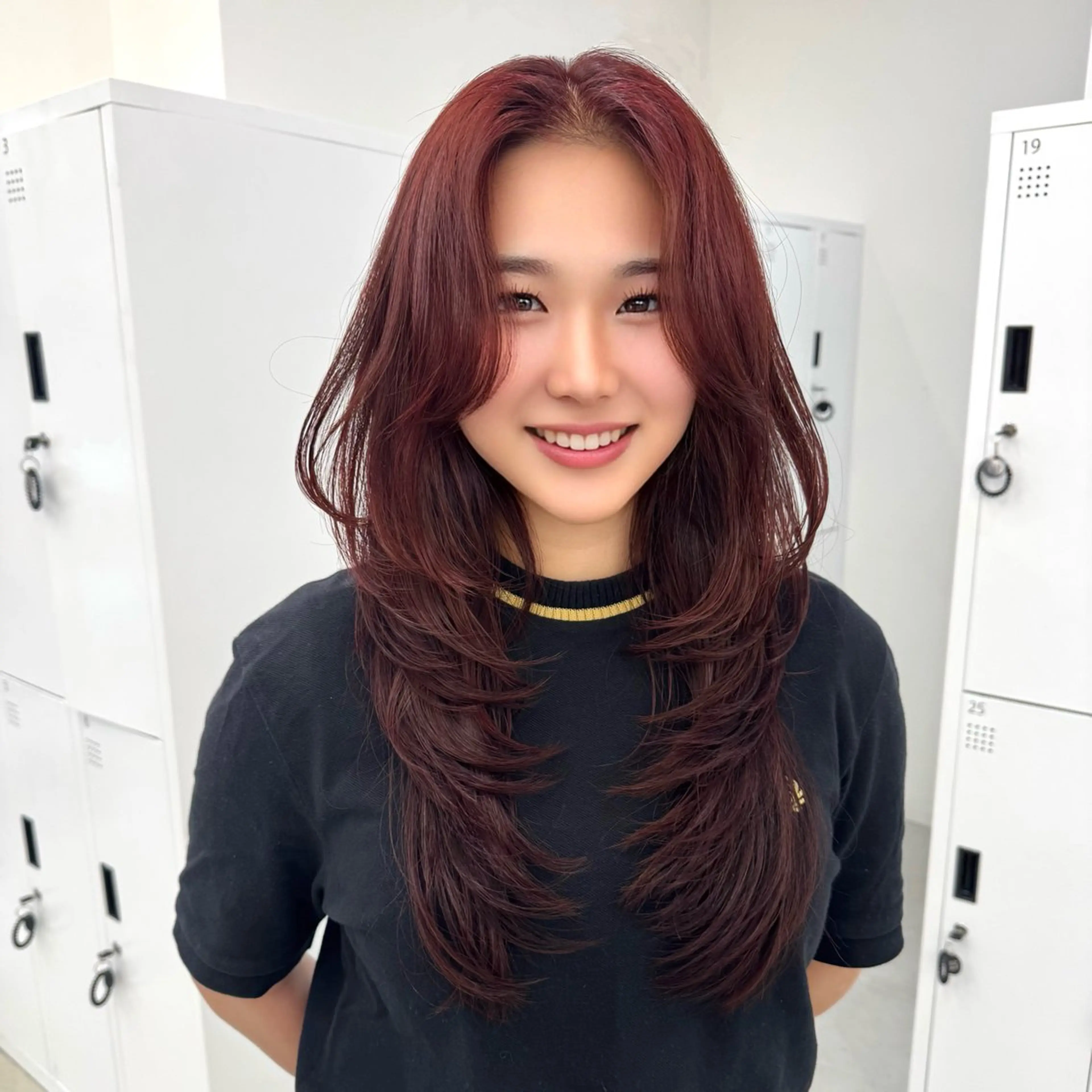 ロング レイヤーカット 似合わせカットが 得意な美容師のヘアスタイル