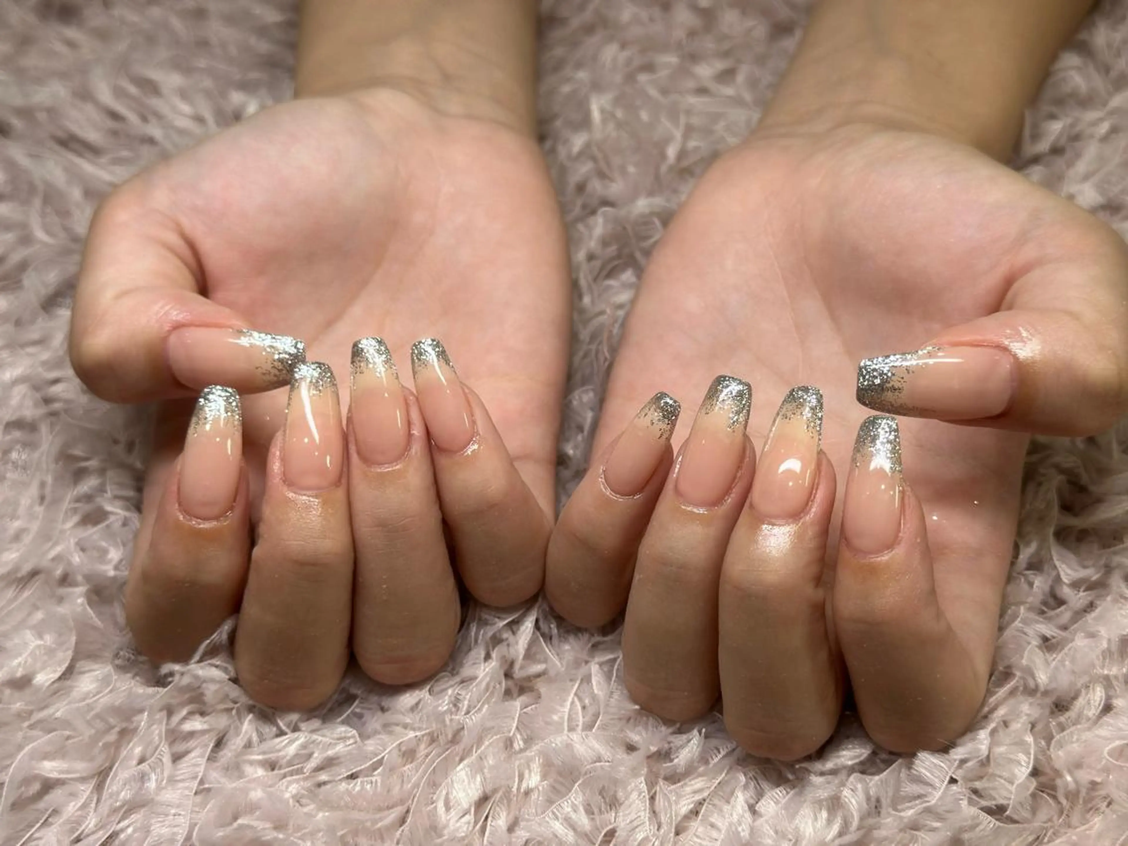 ネイル クリアネイル グラデーション ラメ(グリッター) ラメグラデーション ハンドネイル 松永 稚奈のネイルデザイン