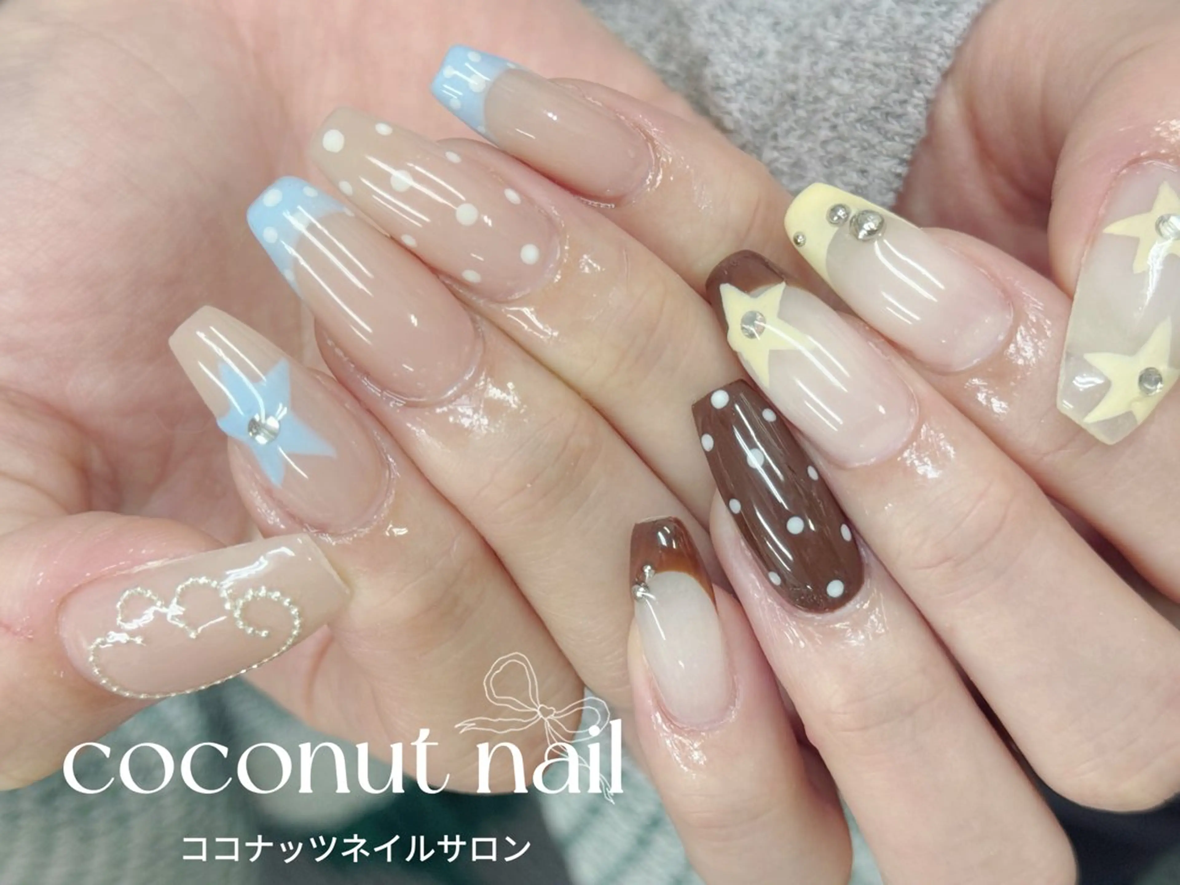 ネイル べっ甲ネイル フレンチネイル キラキラネイル マグネットネイル 大理石ネイル(マーブル) ハンドネイル 神田 ココナッツのネイルデザイン