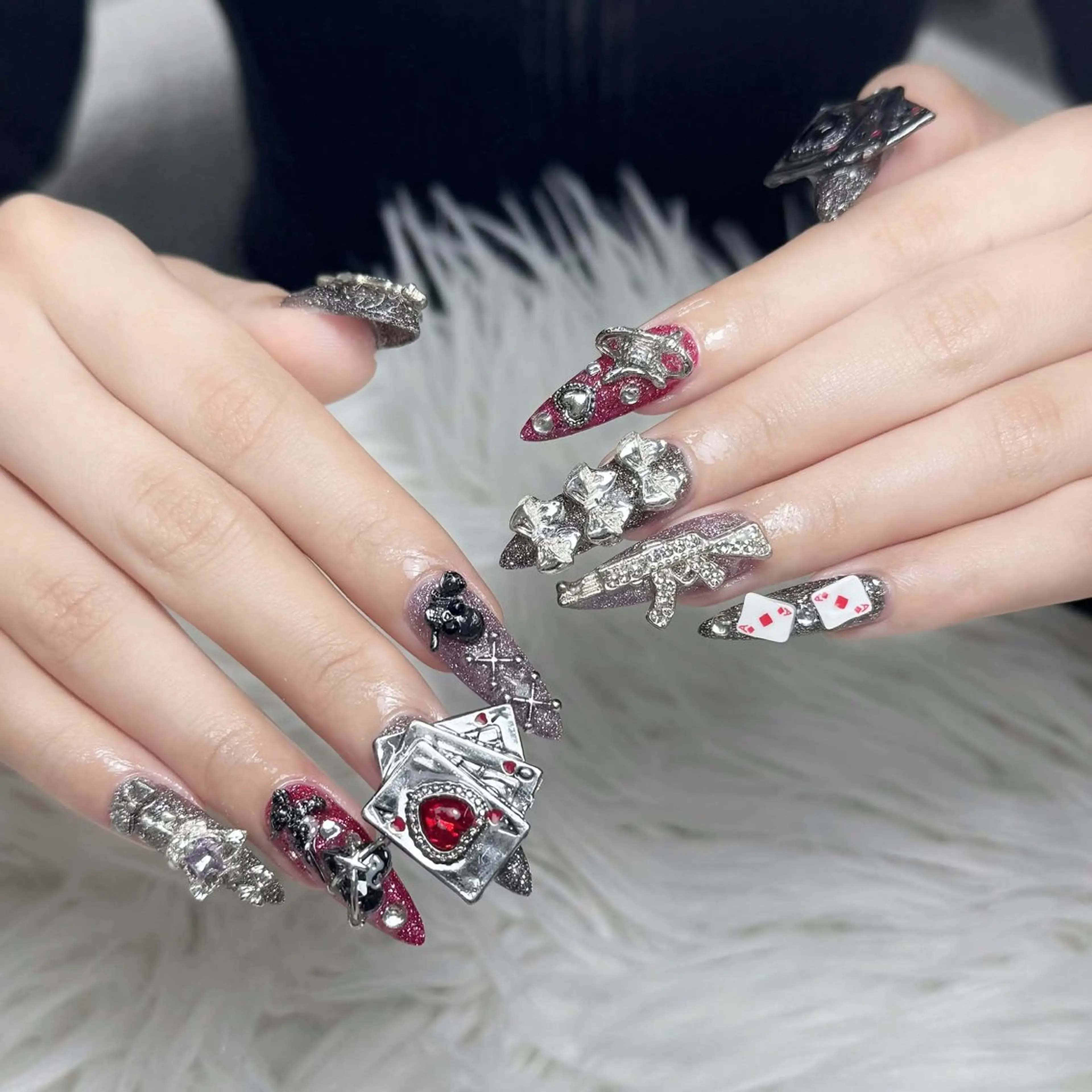 ネイル ハンドネイル ハンドケア いちご ちゃんのネイルデザイン