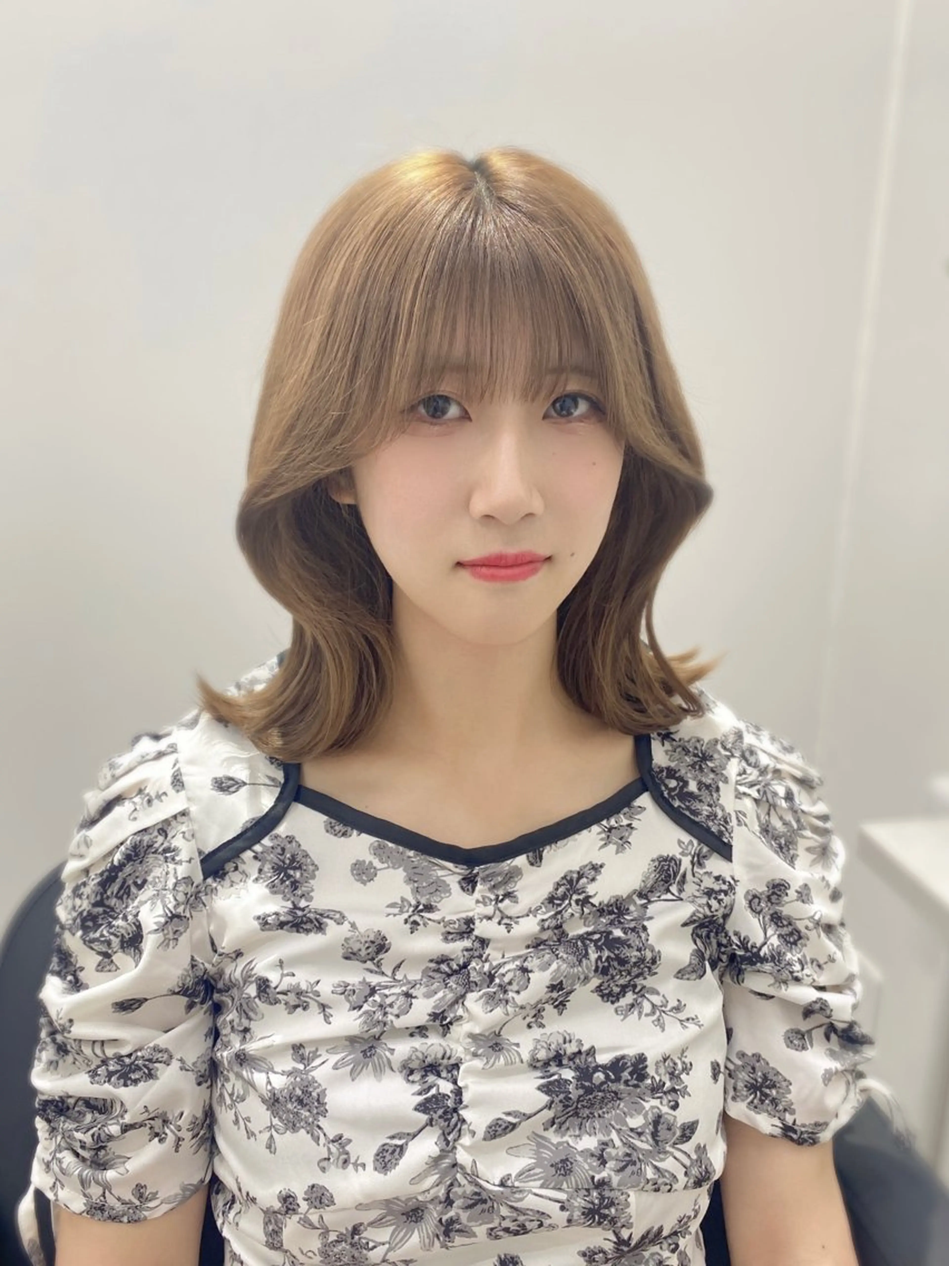 ミディアム YUZU🎀顔まわり ×レイヤーカットのヘアスタイル