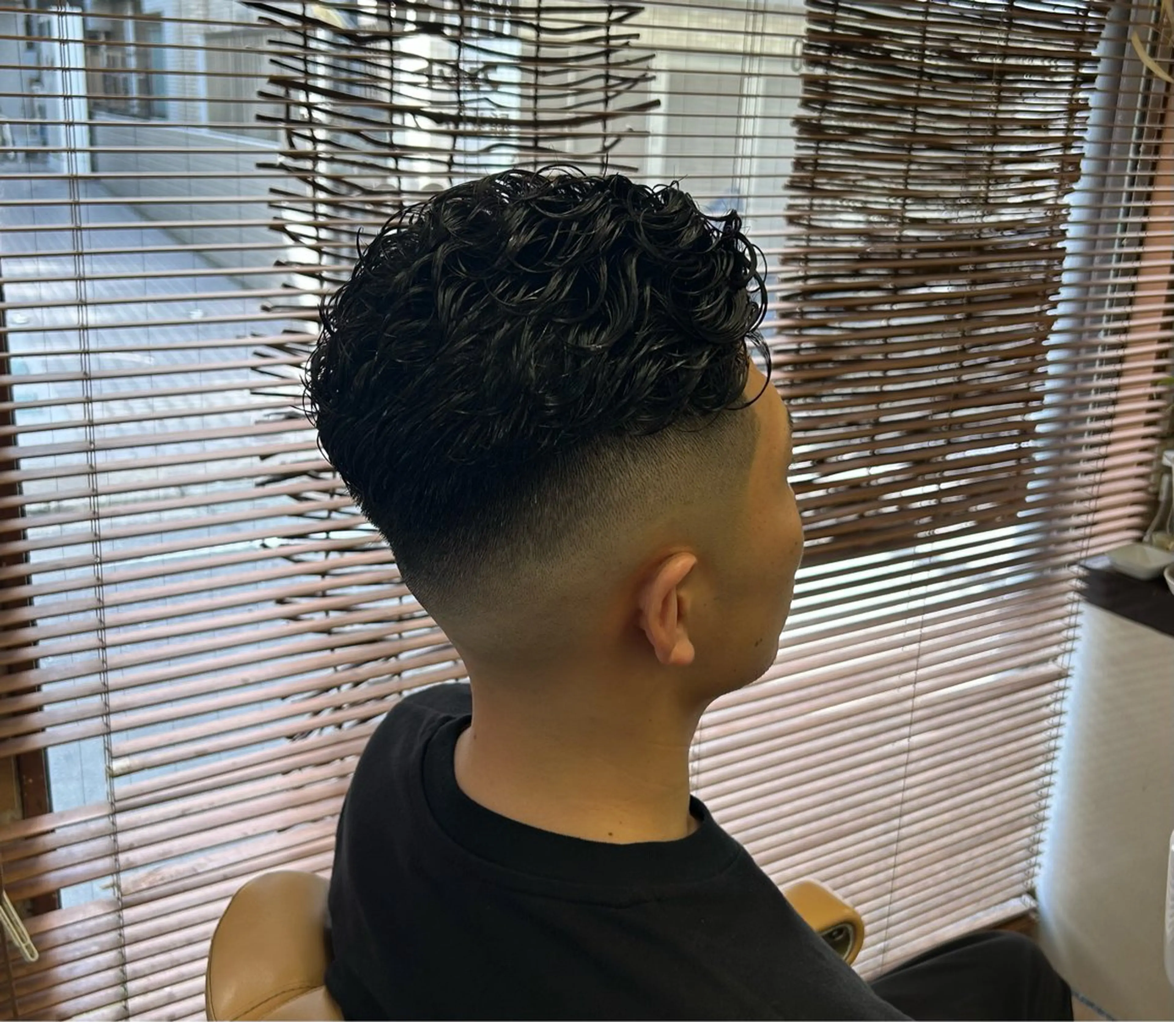 ショート パーマ メンズ メンズパーマ カット パーマ 新宿メンズカット✂︎ 能戸蒼生💈のヘアスタイル
