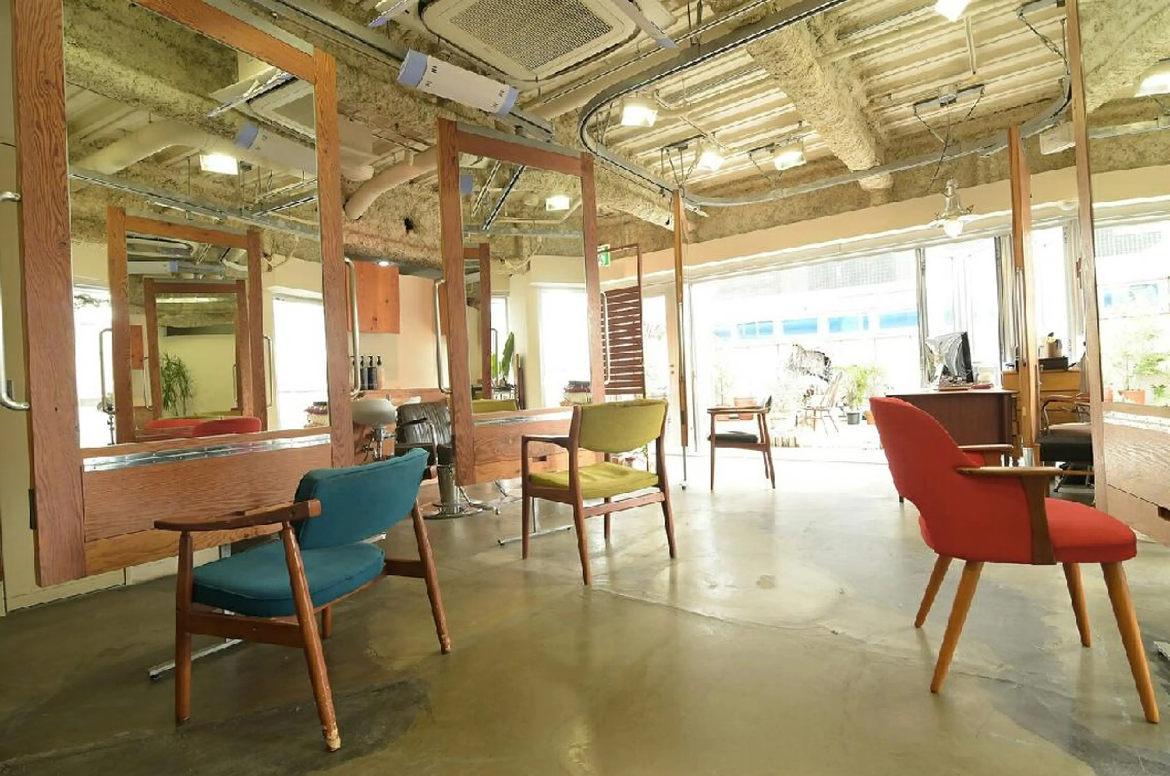 OKAMOTO SUSUMUのヘアスタイル