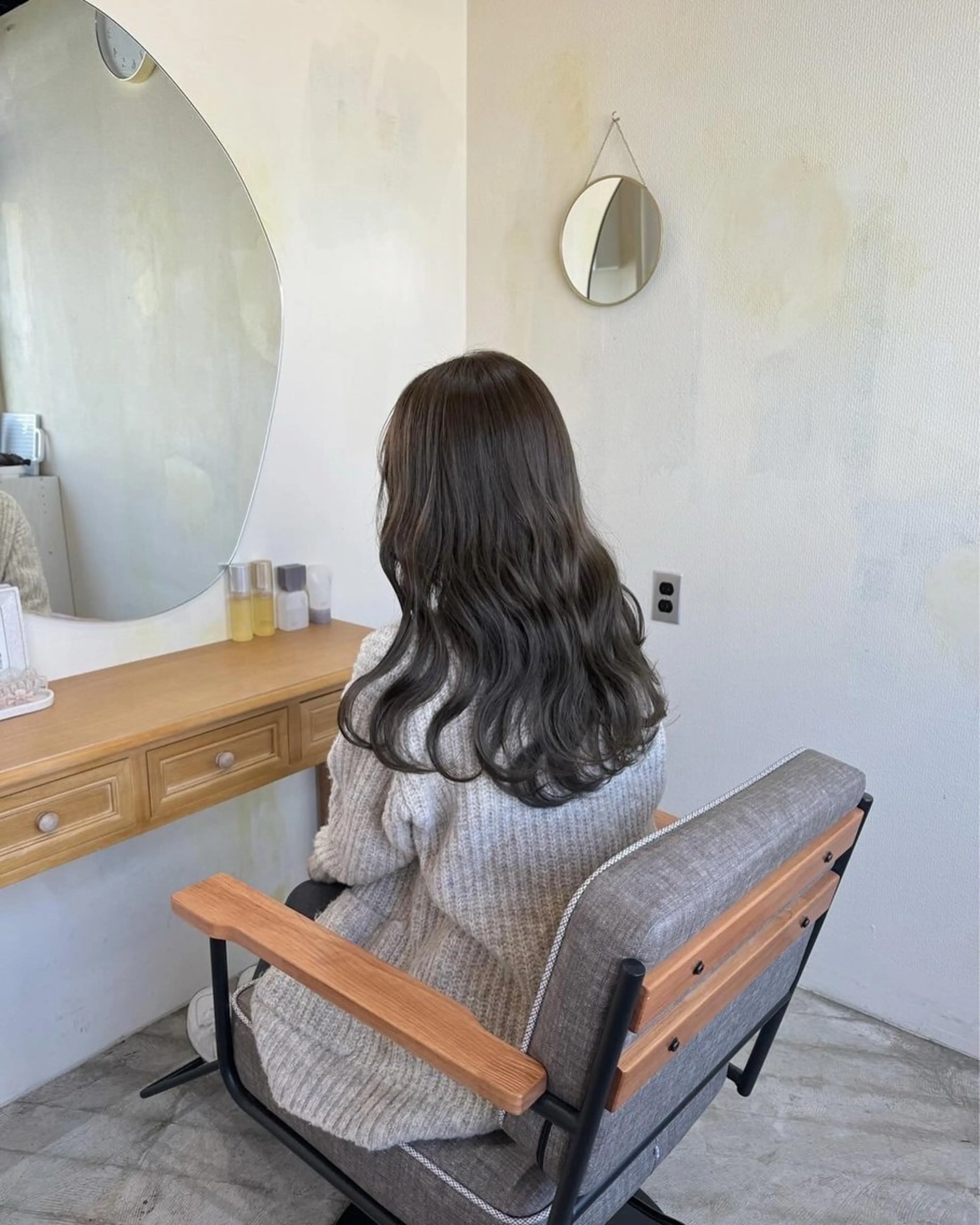 ロング カラー 🍋透け感カラー🍃 オリーブ🍐Kahoのヘアスタイル