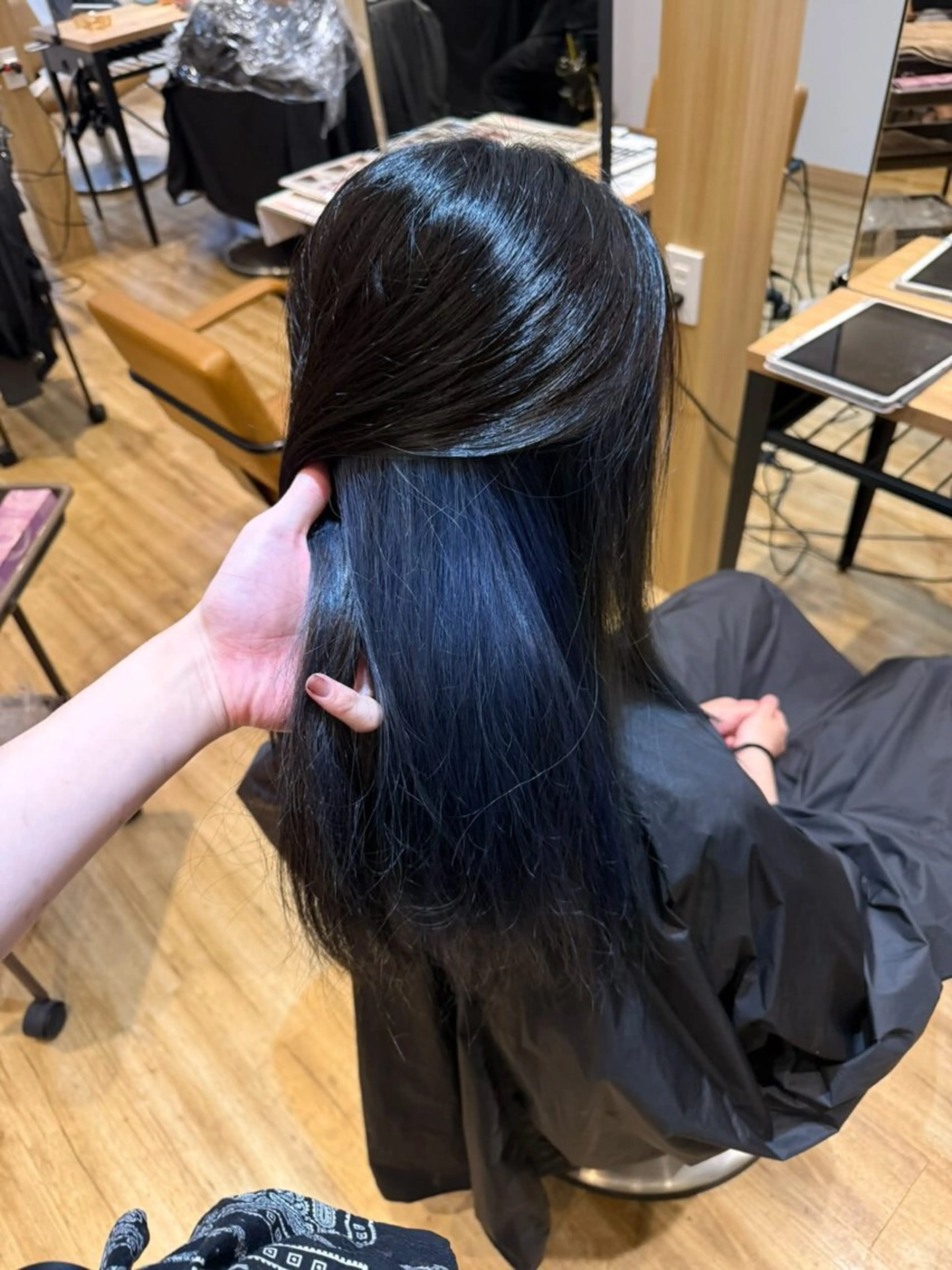 ロング カラー ブルーカラー ヘアカラー 💖トレンド春夏 カラー💖FUTAのヘアスタイル