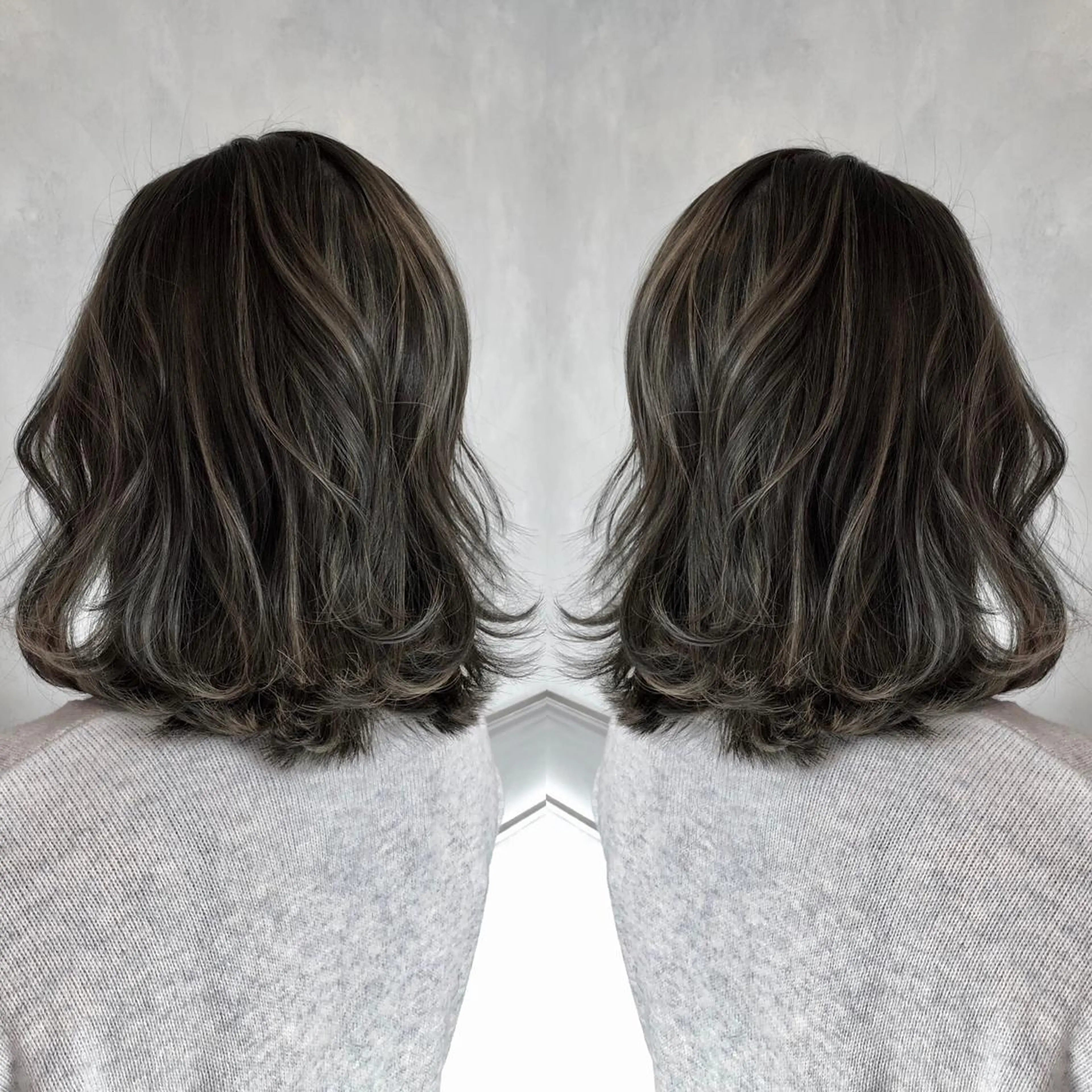 セミロング カラー M IIのヘアスタイル