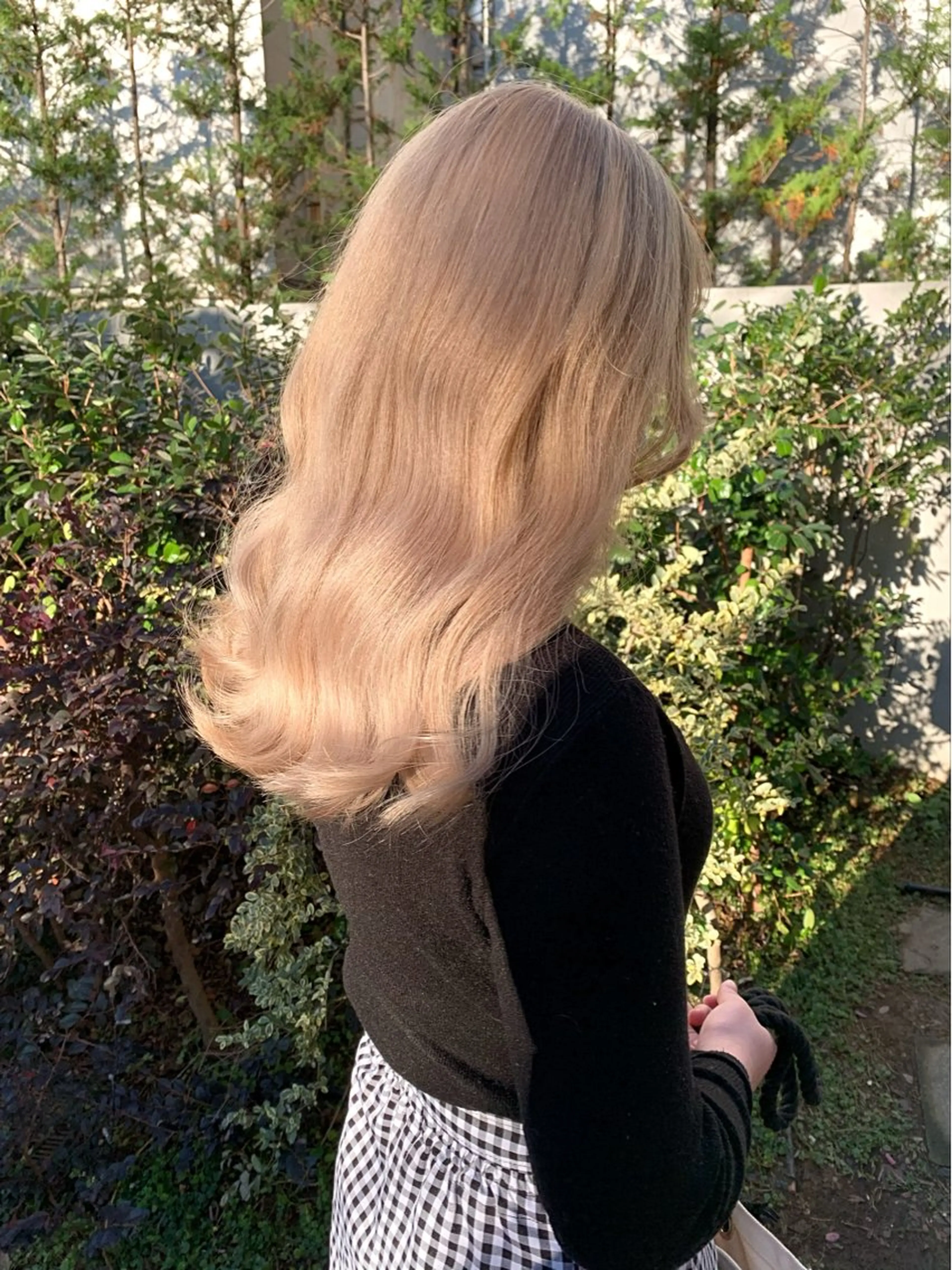 ロング カラー ベージュカラー ブリーチ ブロンド ケアブリーチ デザインカラー ヒロミ/ミルクティー /ブロンド/ピンクのヘアスタイル