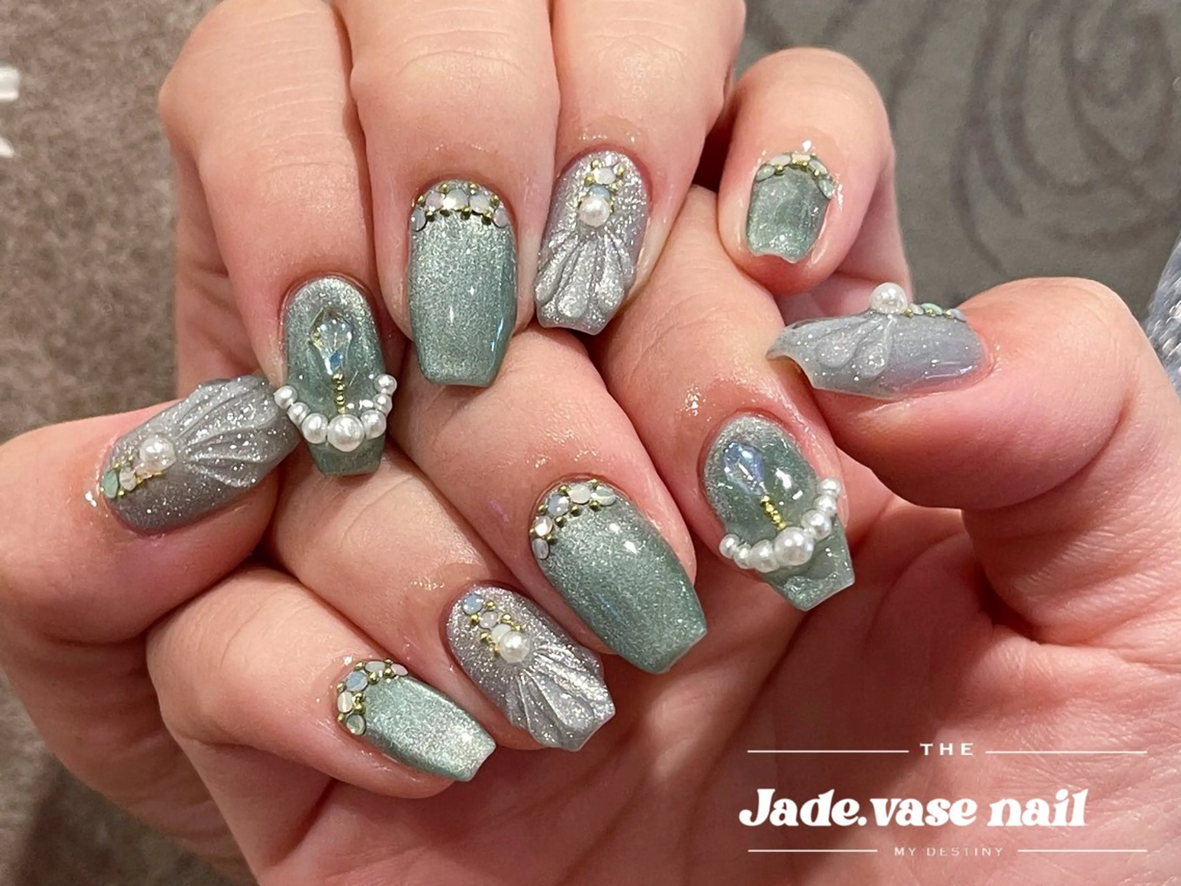 ネイル ✰Jade.vase 银座のネイルデザイン