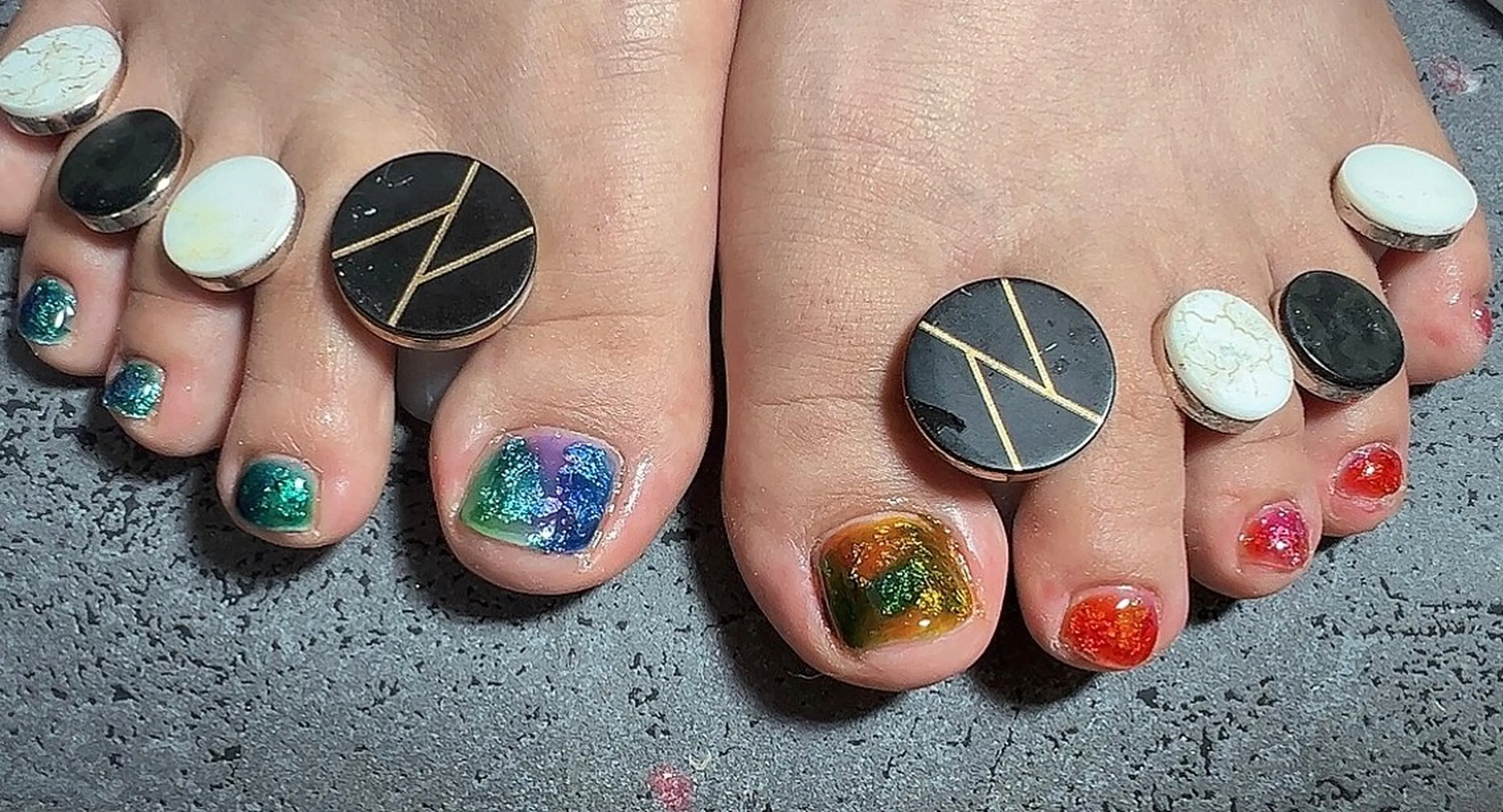 ネイル フットネイル ジェルネイル フットネイル Ruana Nailのネイルデザイン