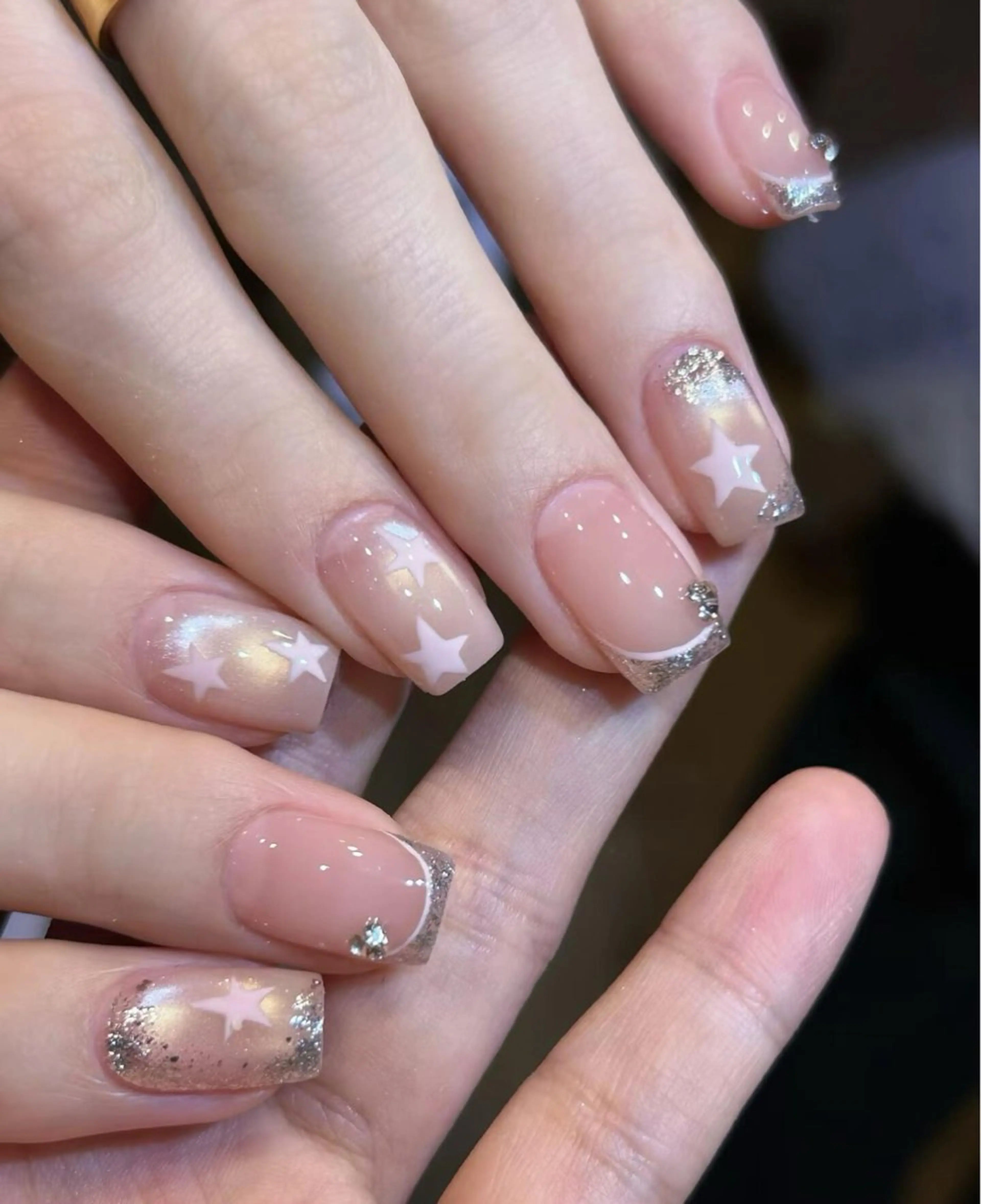 ネイル カク レイシンのネイルデザイン