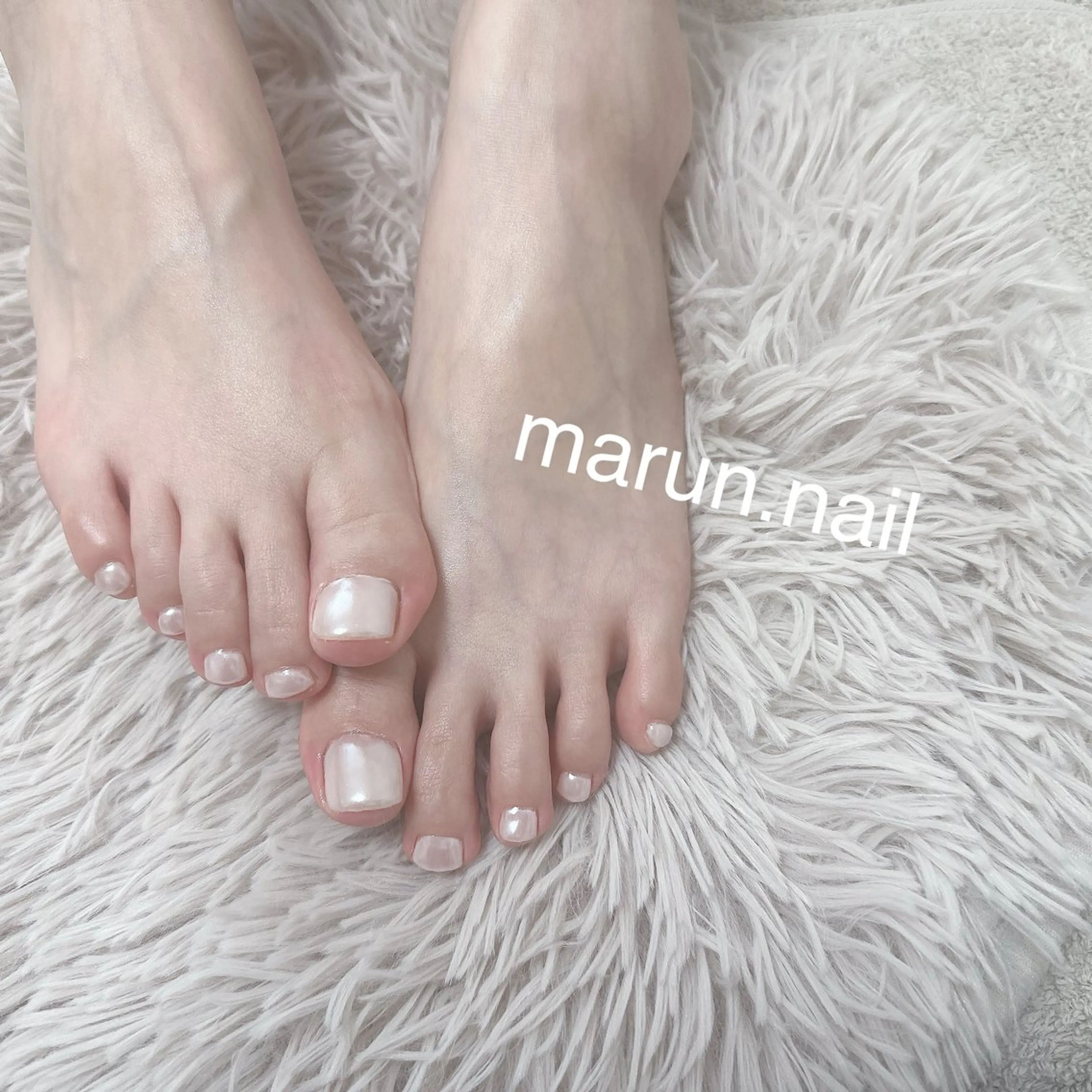 ネイル フットネイル ワンカラーネイル フットネイル marun._ megumi.のネイルデザイン