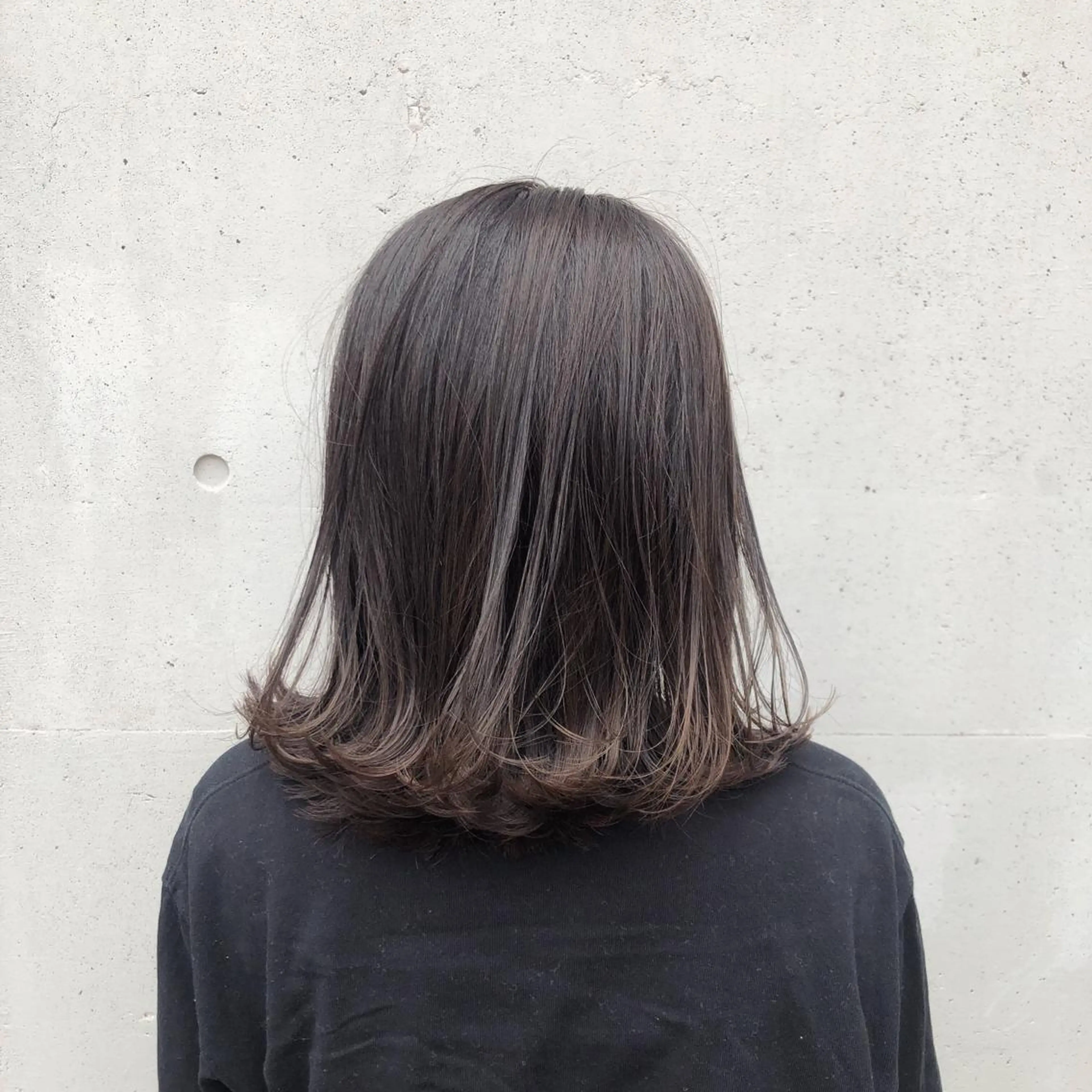 セミロング カラー ヘアアレンジ ベージュカラー グレージュ インナーカラー カット ヘアカラー トリートメント 酸性縮毛矯正🧴韓国 レイヤー/髪質改善のヘアスタイル
