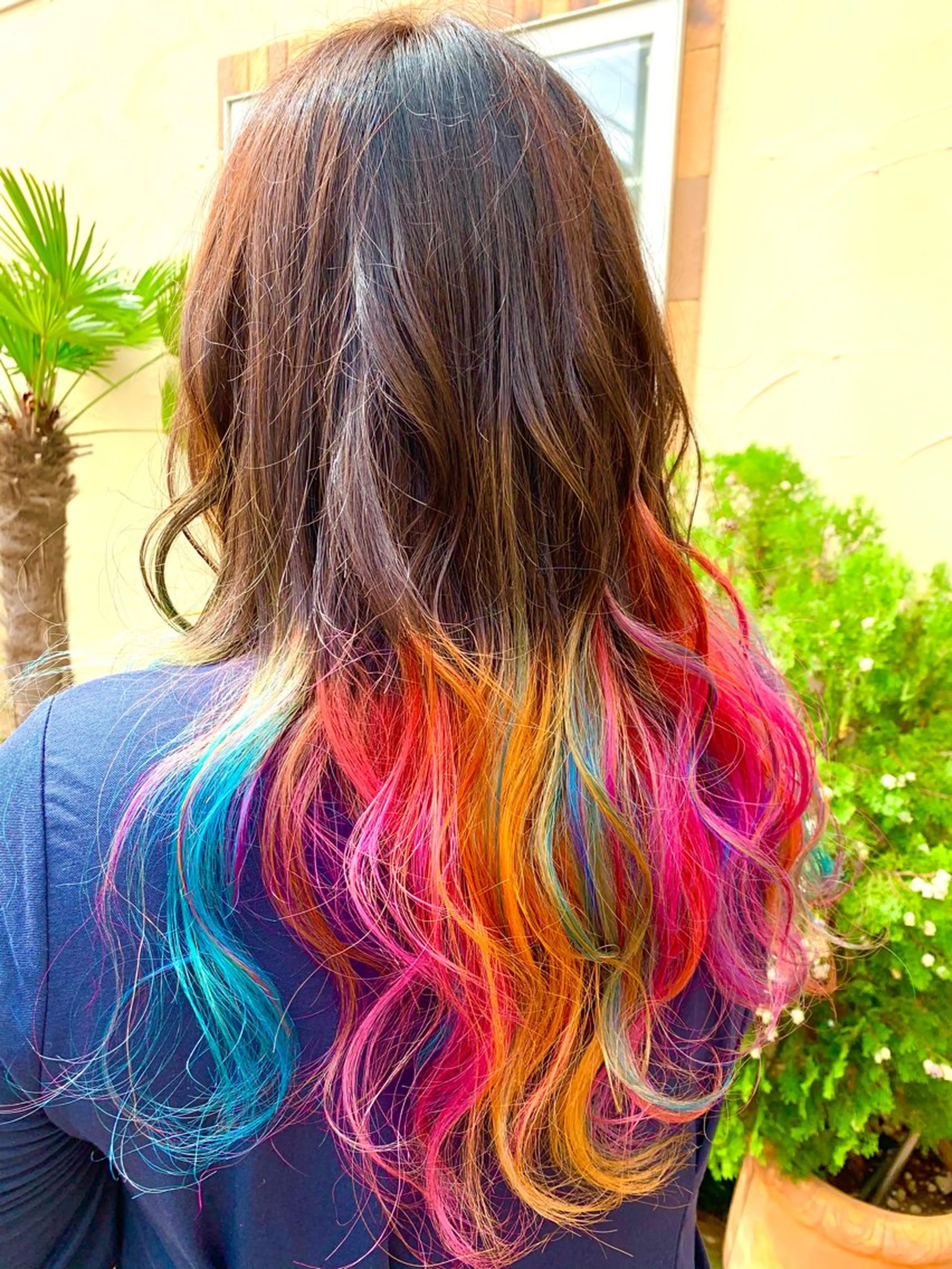 ロング カラー ブリーチ グラデーションカラー たに えりのヘアスタイル