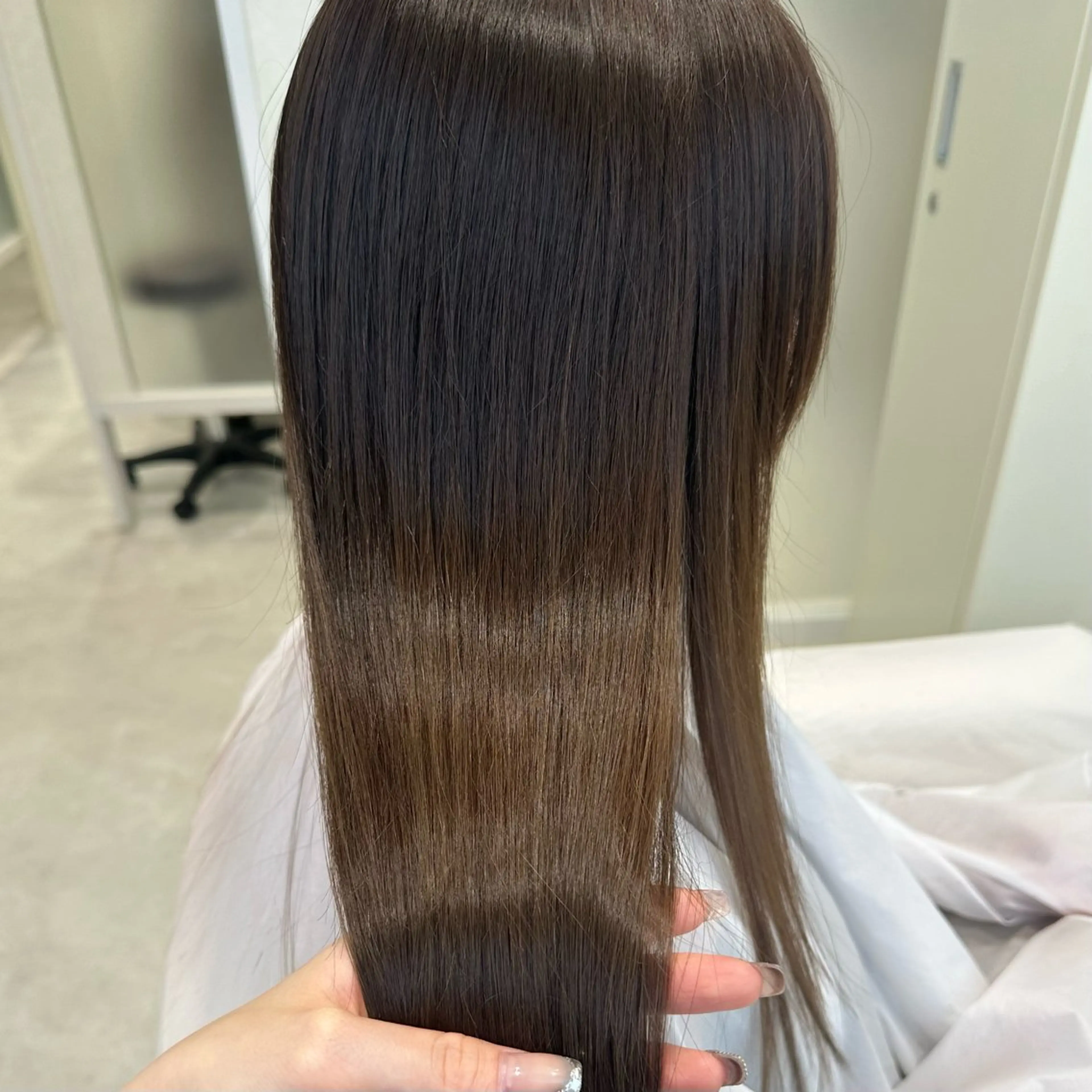 ロング ロングレイヤー くびれヘア 髪質改善 ヨシンモリ 韓国風ヘア 韓国𝐻𝑎𝑖𝑟 🇰🇷🖤ハラのヘアスタイル