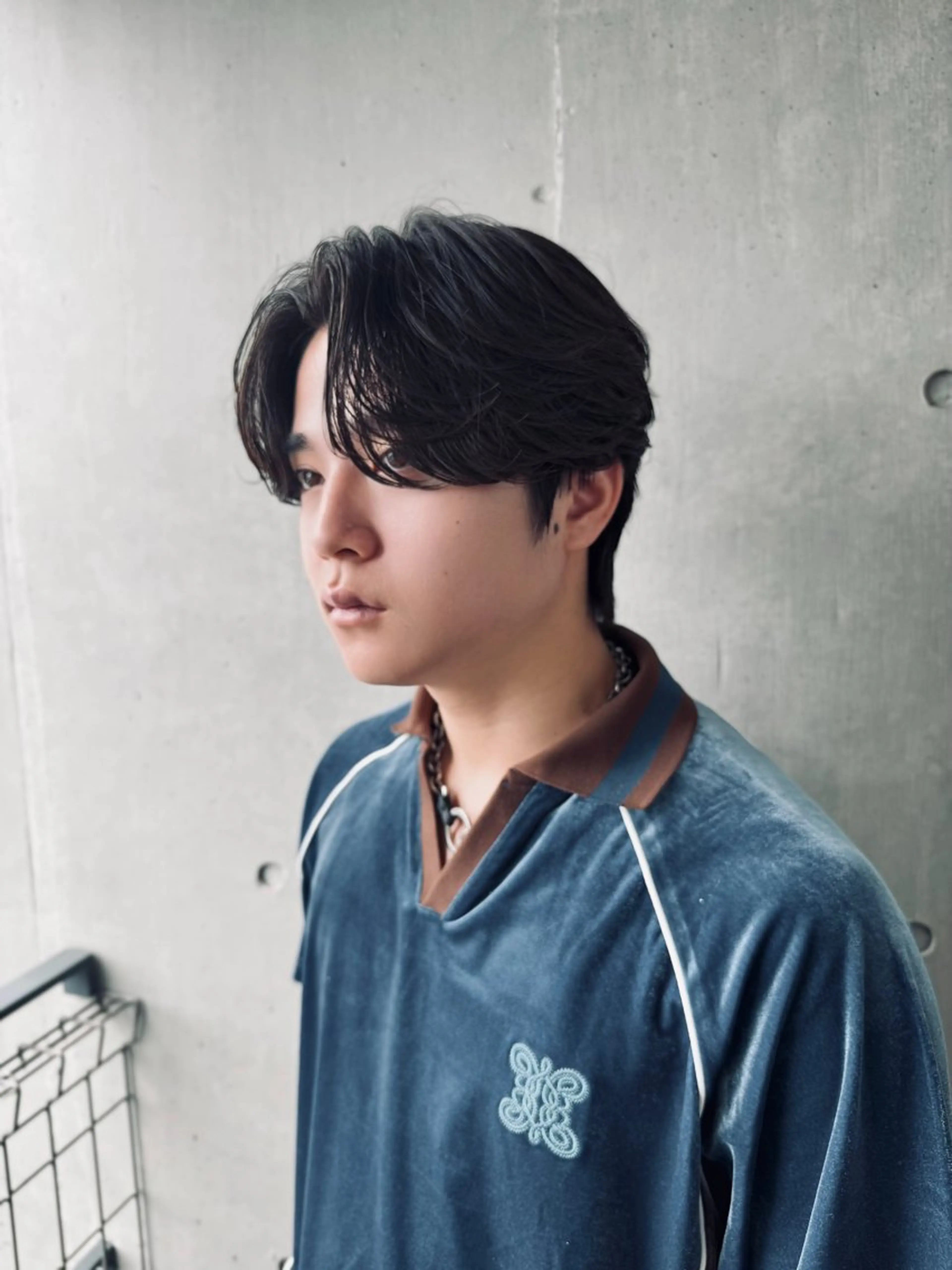 ショート パーマ メンズ メンズ職人/センター パート/富沢真斗のヘアスタイル