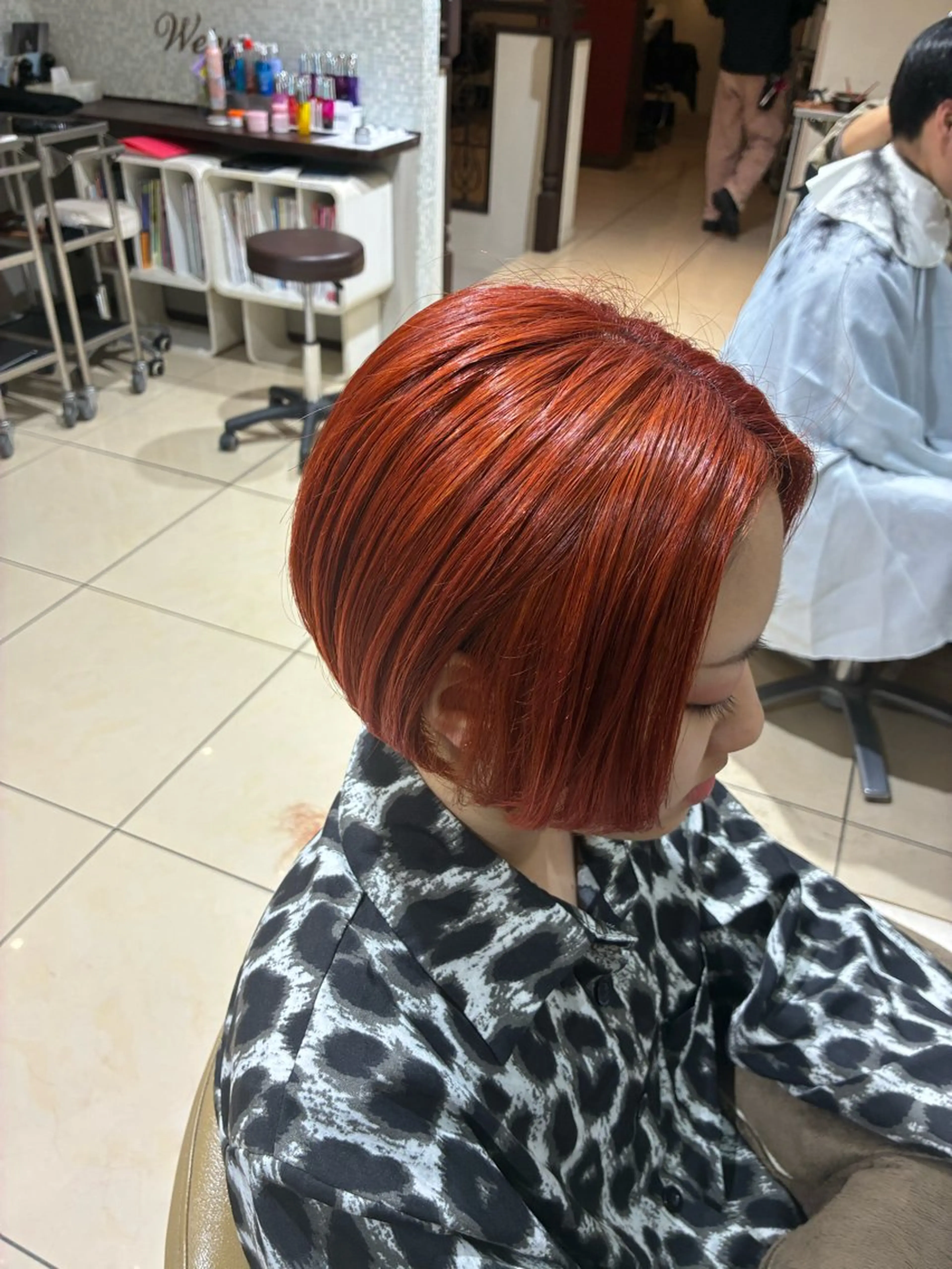 ショート ヘアカラー 八重樫 夢愛のヘアスタイル