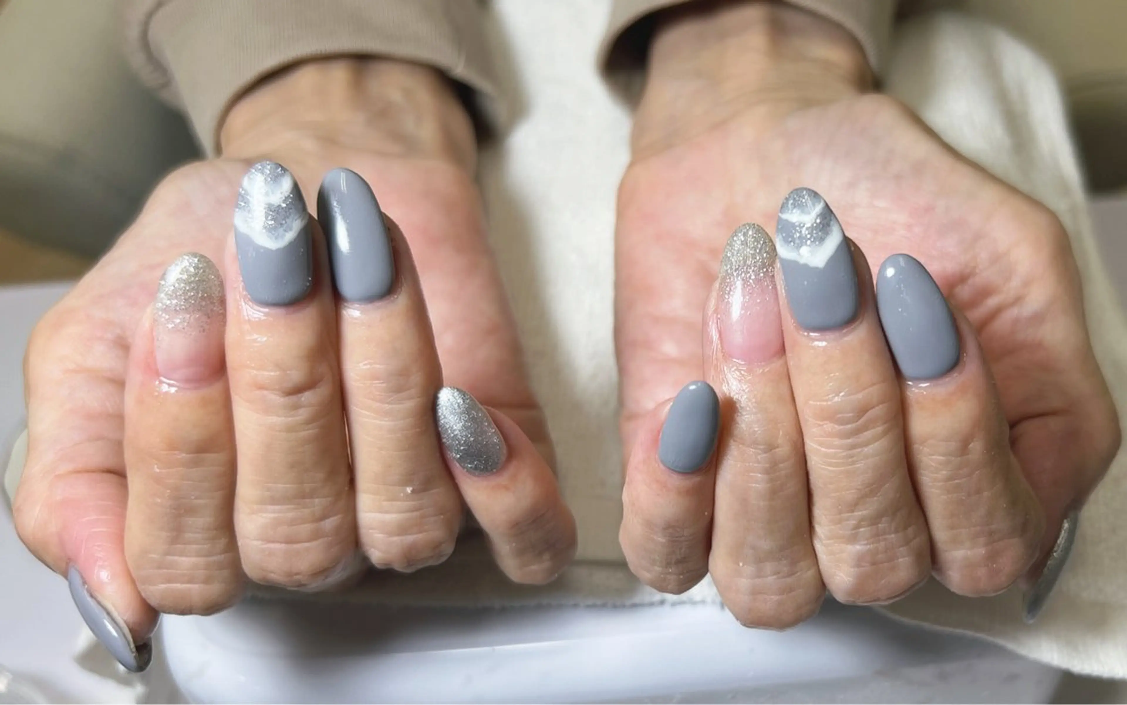 ネイル ハンドネイル Iwamori Yueのネイルデザイン