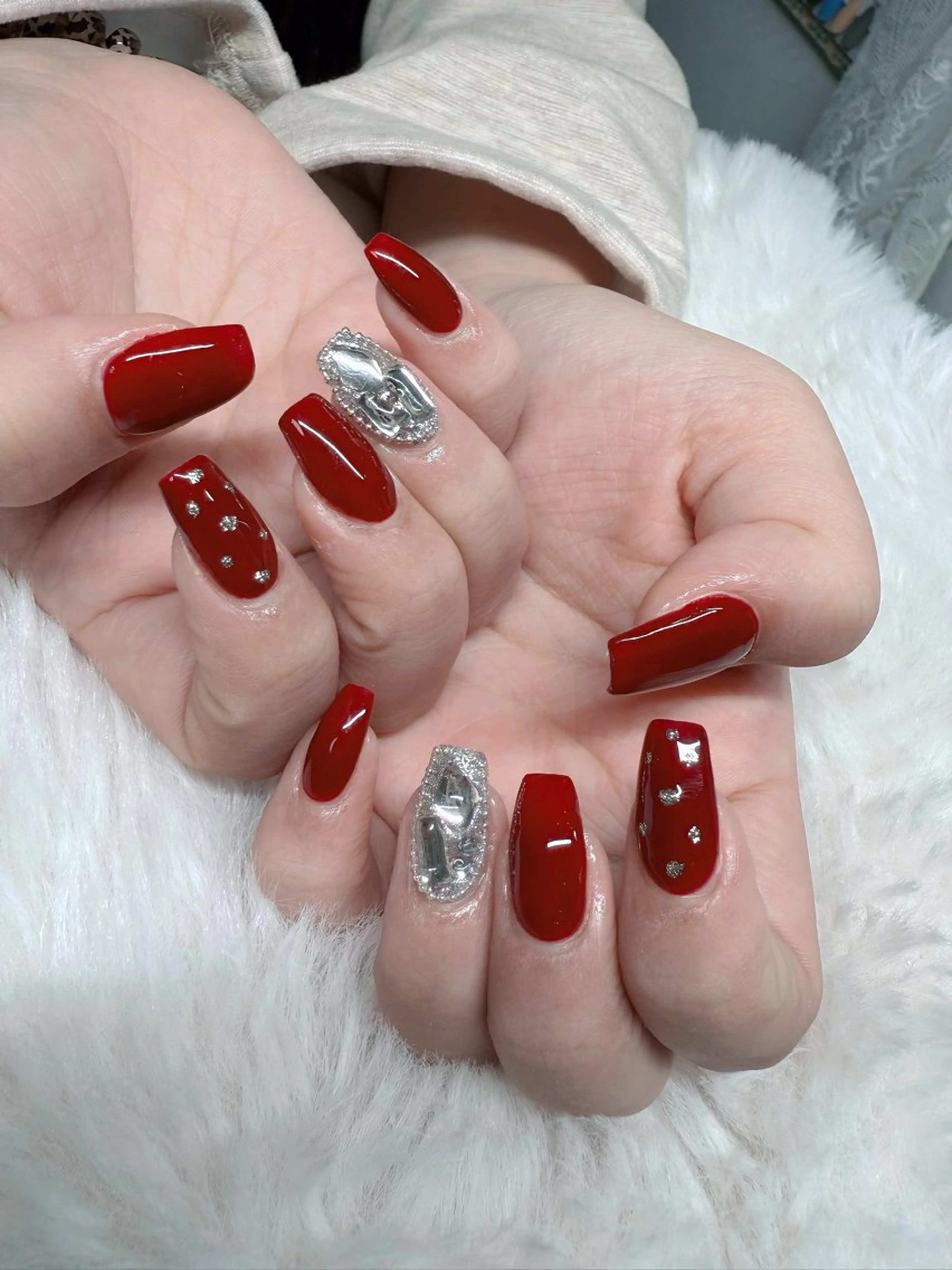 ネイル マグネットネイル オフィスネイル ワンカラーネイル シンプルネイル リン リンのネイルデザイン