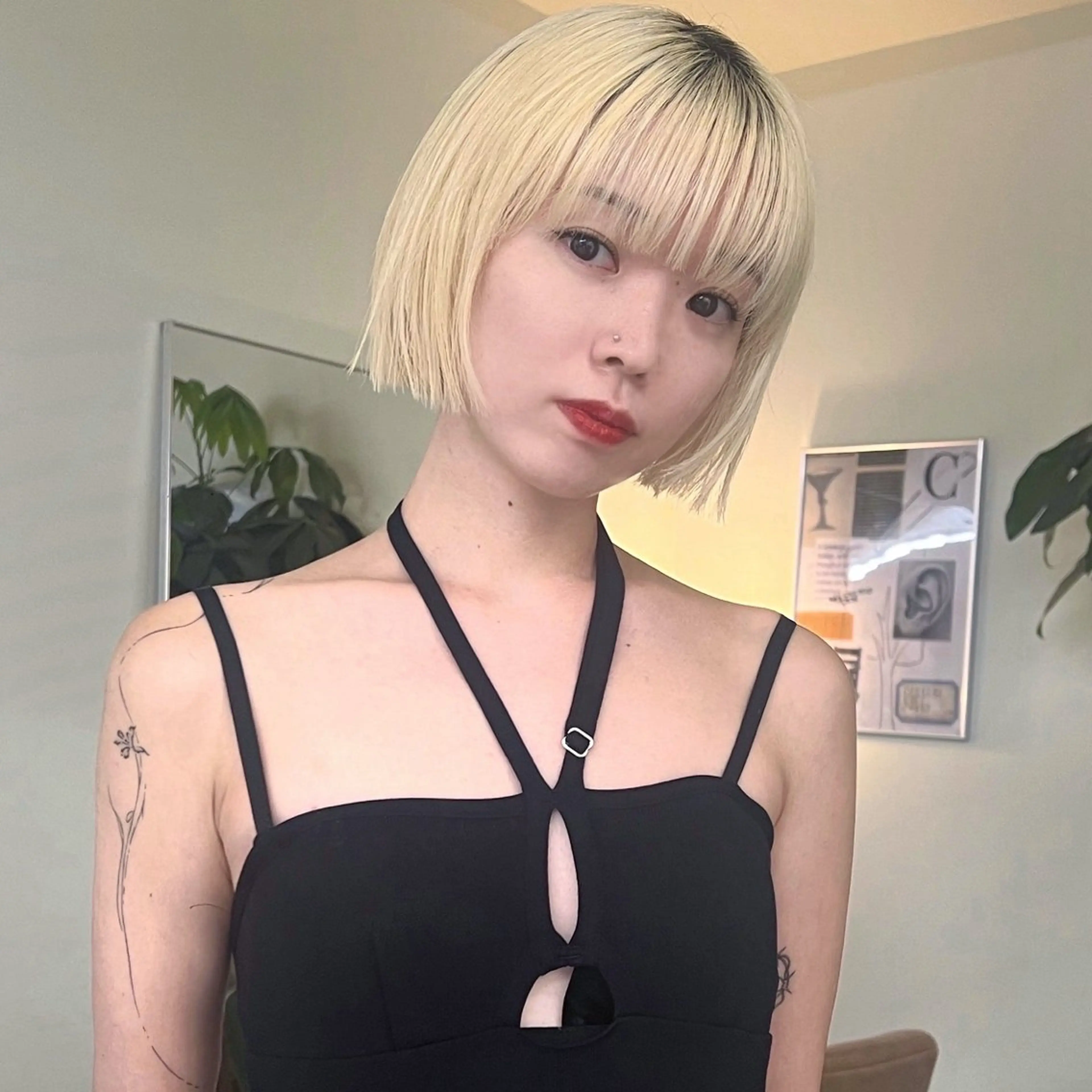 ミディアム 小林 美咲のヘアスタイル