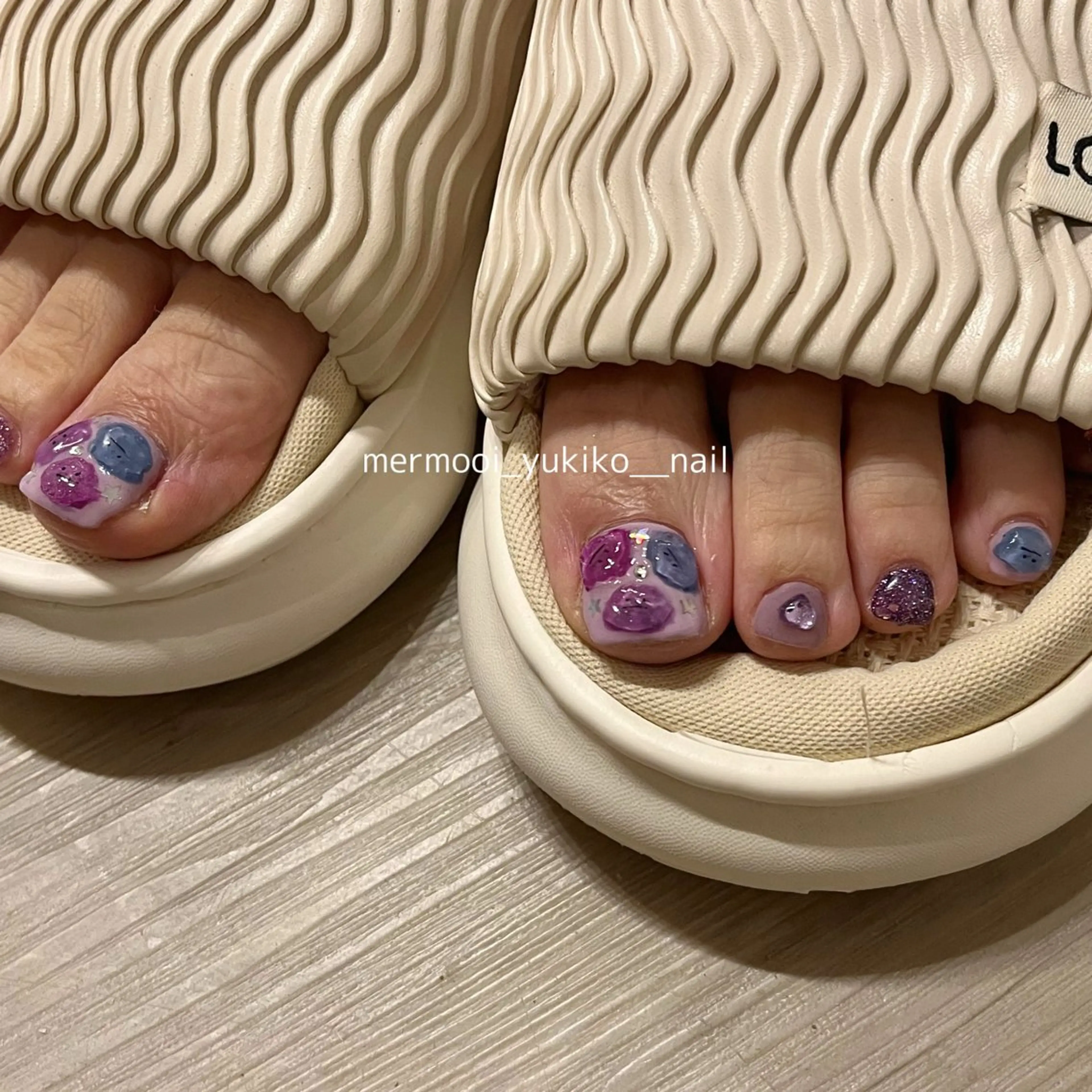 ネイル フットネイル ニュアンスネイル パープル mermooi所属・melumooi nailのネイルデザイン