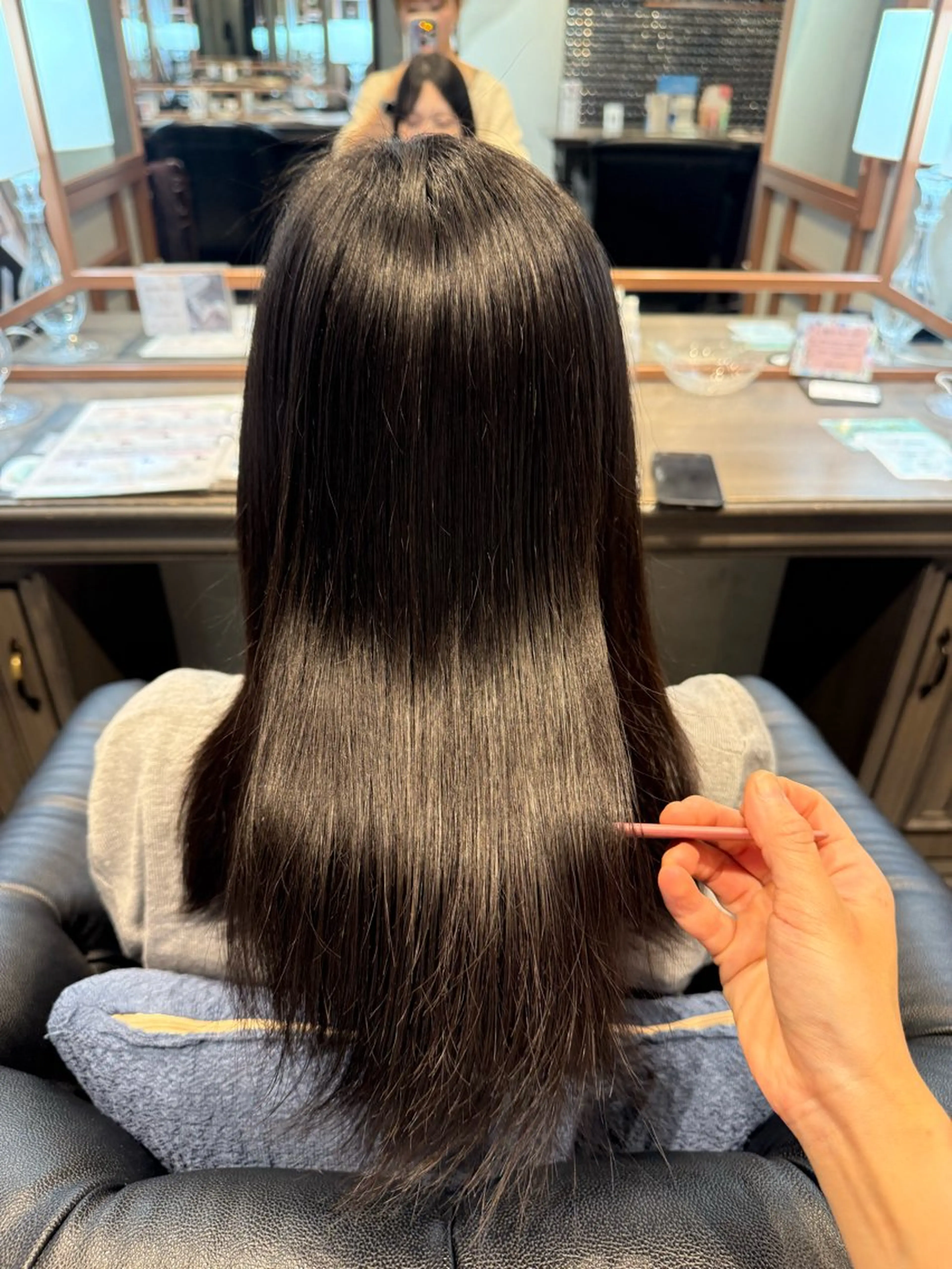 セミロング 酸性ストレート 💖ERI💖/酸性 ストレートNo.1のヘアスタイル