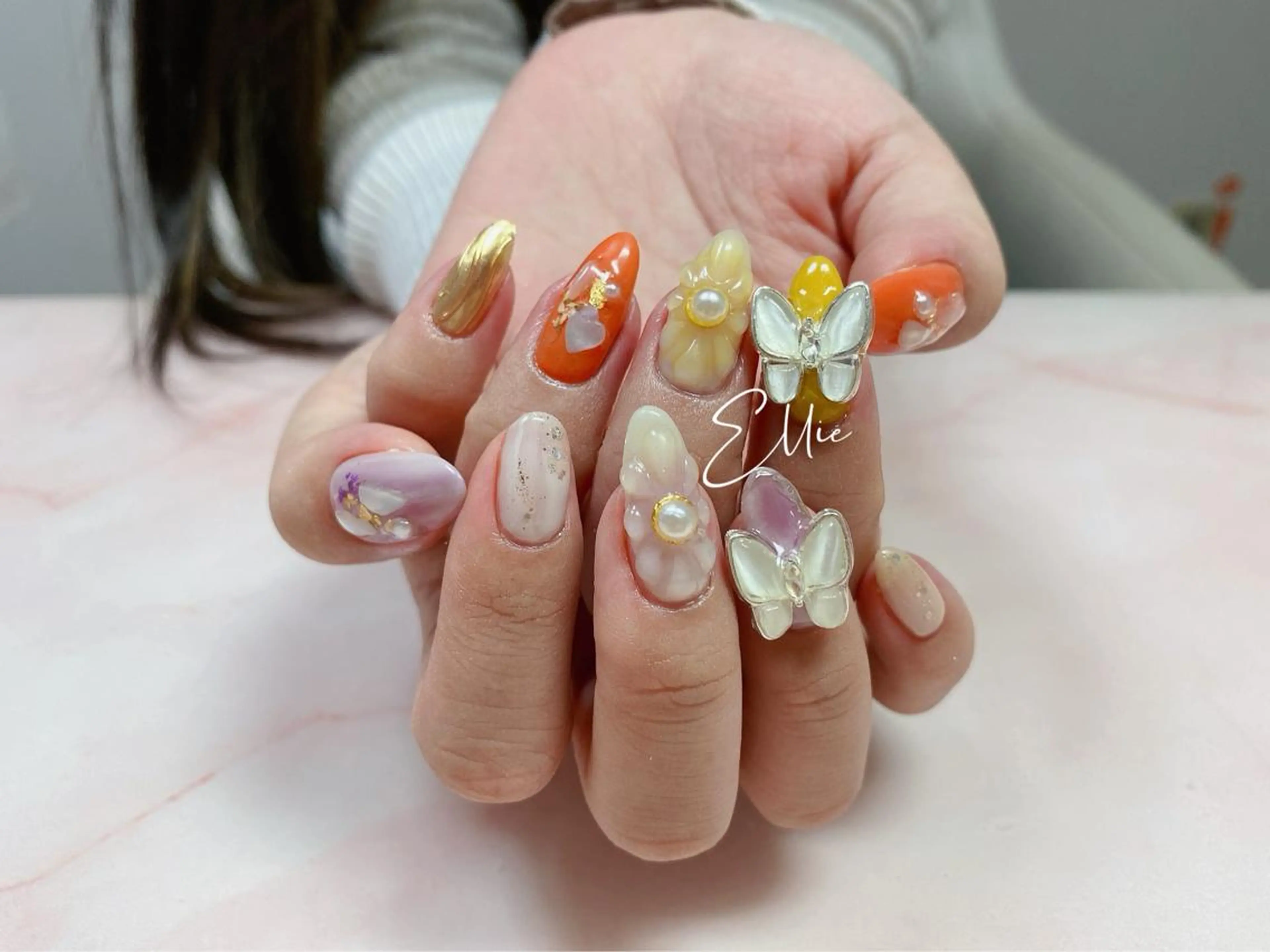 ネイル ハンドネイル ハンドケア 閨匠ビューティサロン 新橋店♡Ellieのネイルデザイン