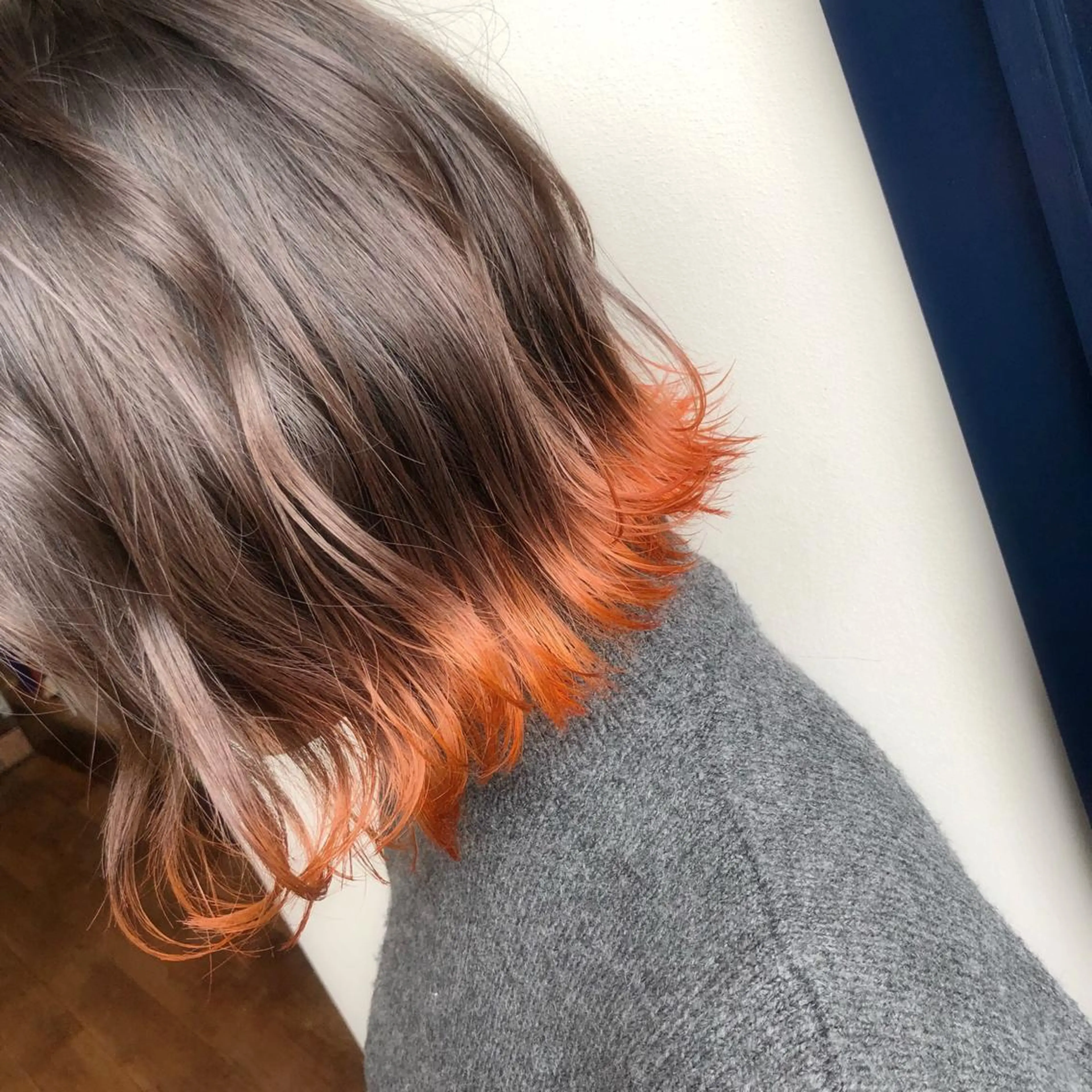 ミディアム カラー ヘアアレンジ オレンジ ヘアカラー トリートメント 江藤 星史のヘアスタイル