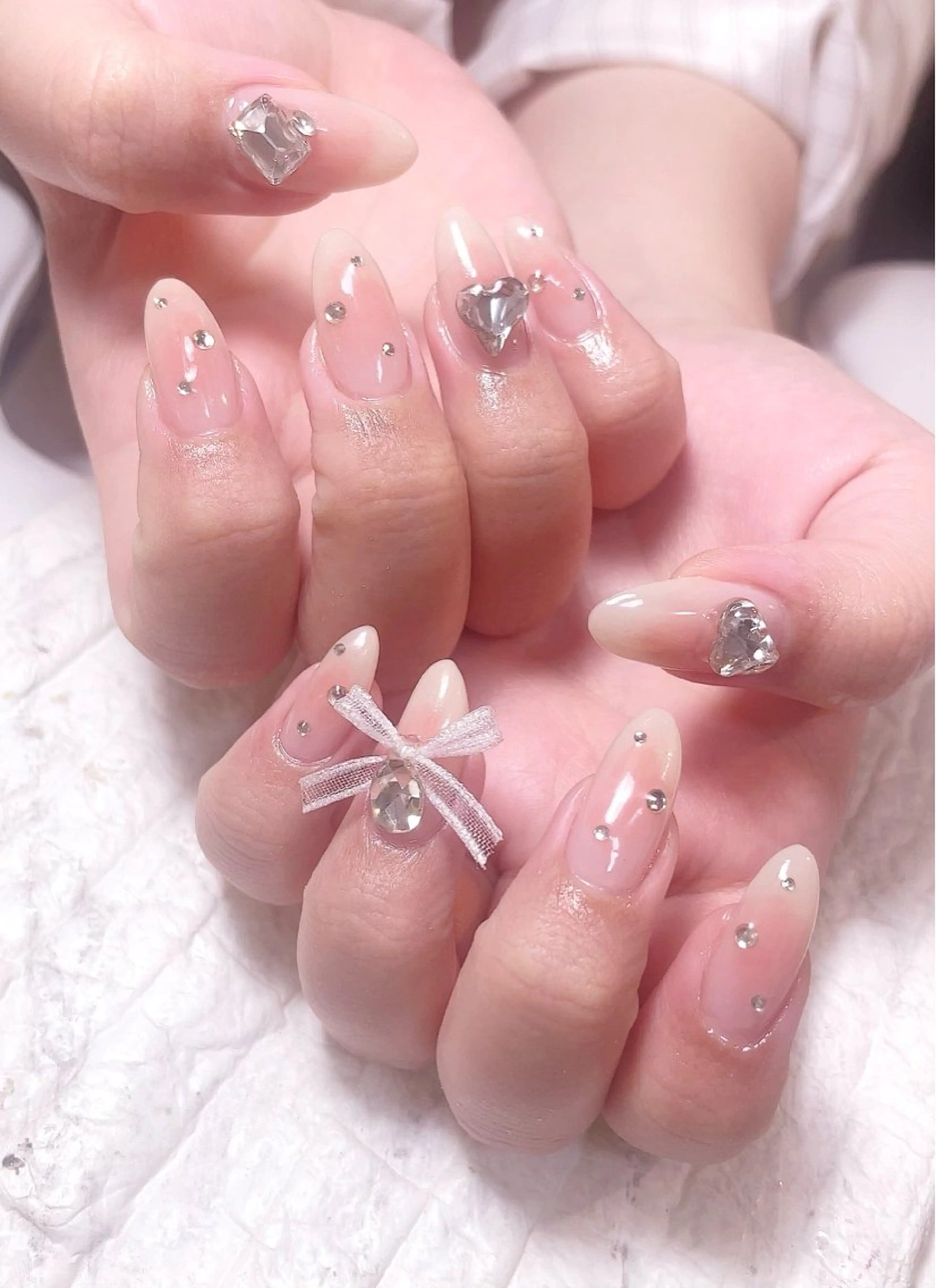 ネイル 持ち込み リボン yochi nailのネイルデザイン