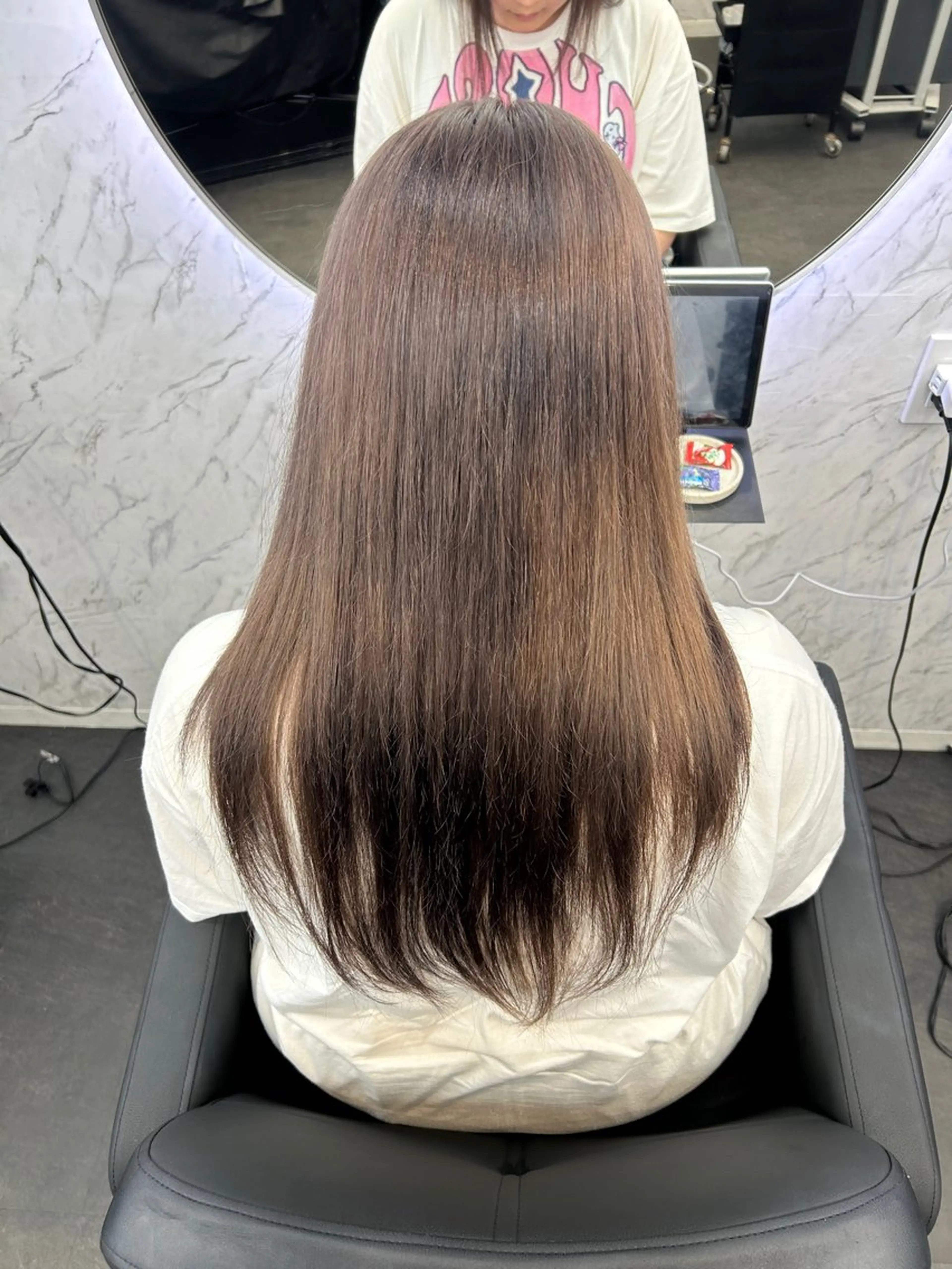 ロング カラー ベージュカラー ブリーチ 透明感カラー ヘアカラー トリートメント カット¥1100 ✂️MIUのヘアスタイル