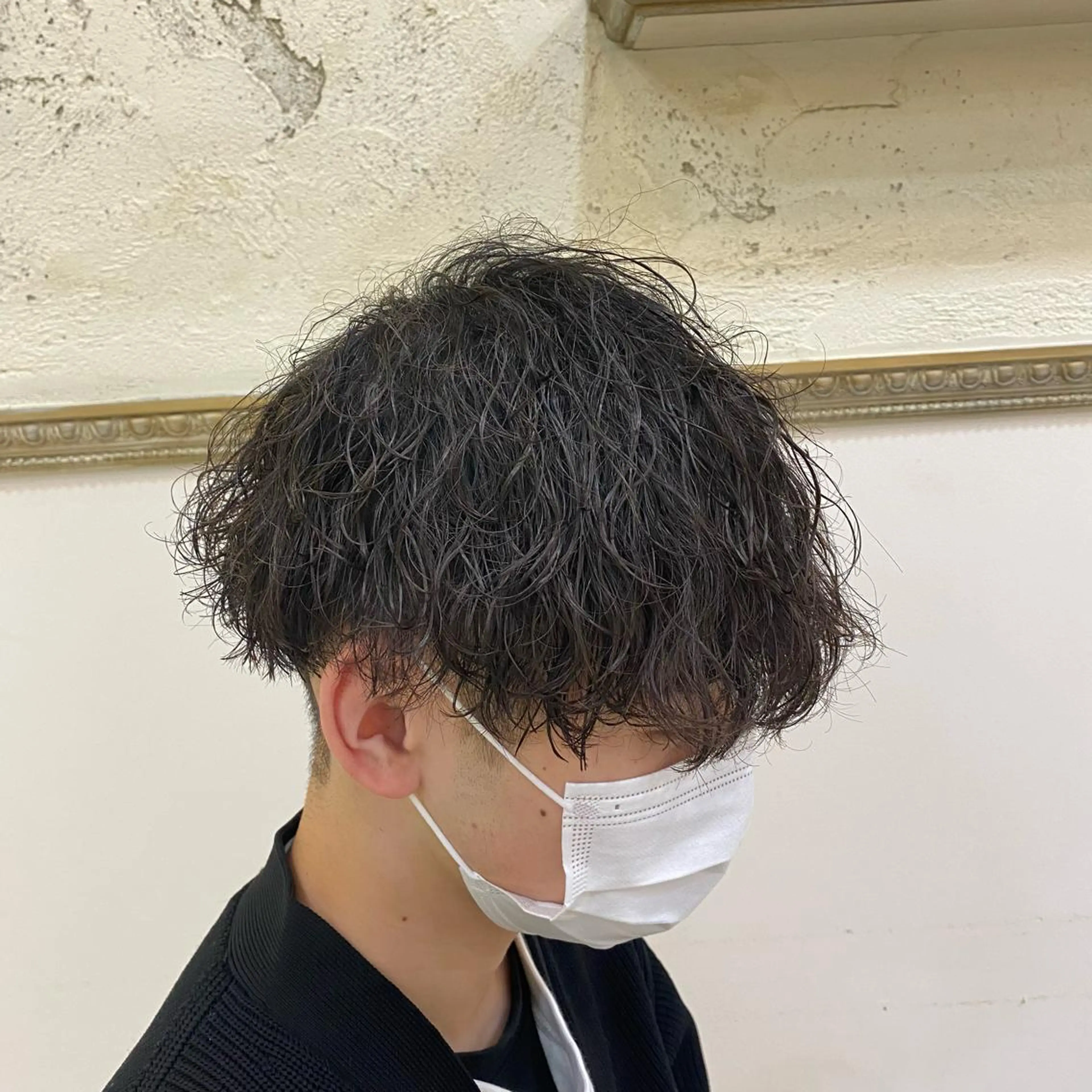 パーマ メンズ メンズパーマ 波巻きパーマ スパイラルパーマ カット パーマ 三ノ宮フェザーパーマ 10月再開予定のヘアスタイル