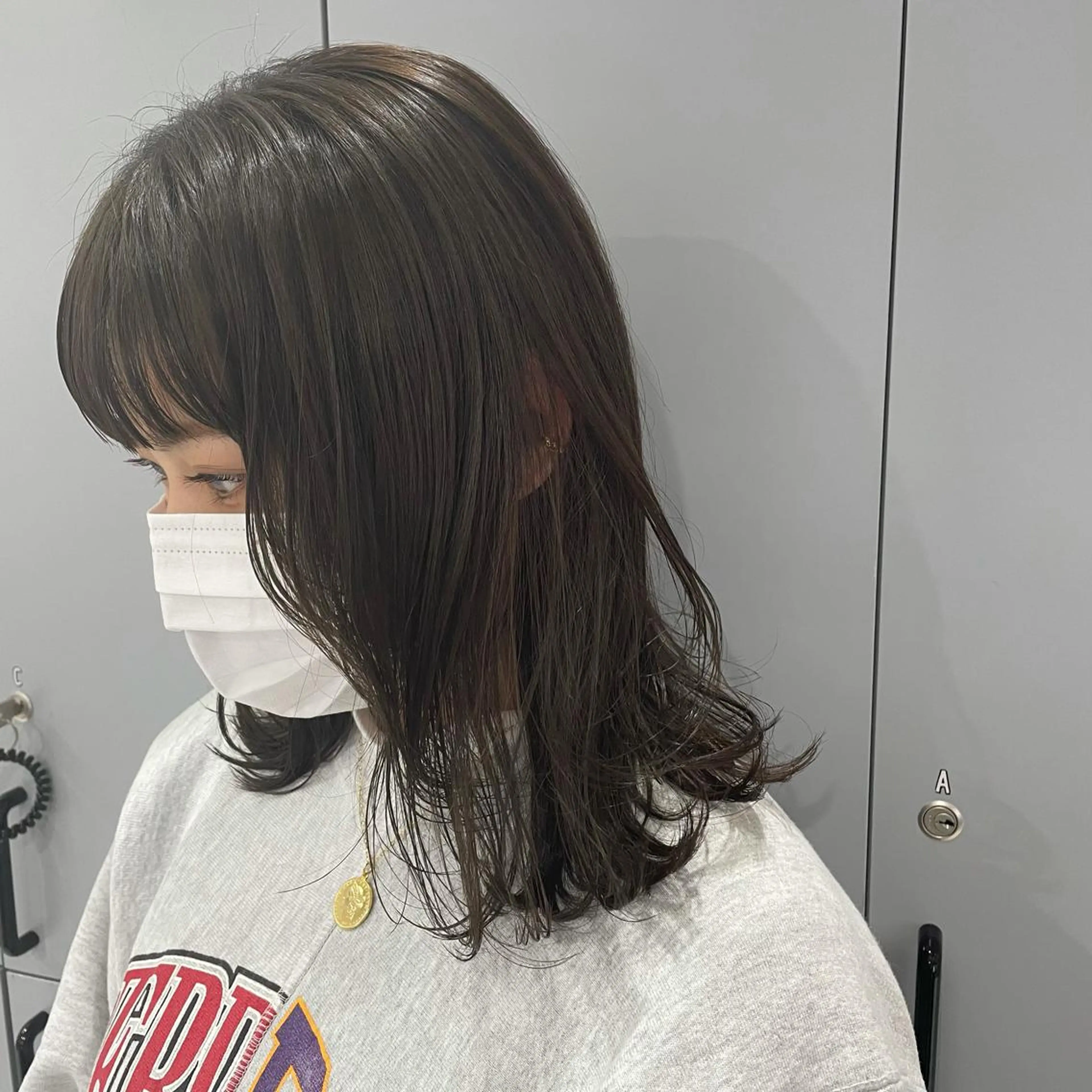 ミディアム カラー 狩野 羅夢のヘアスタイル