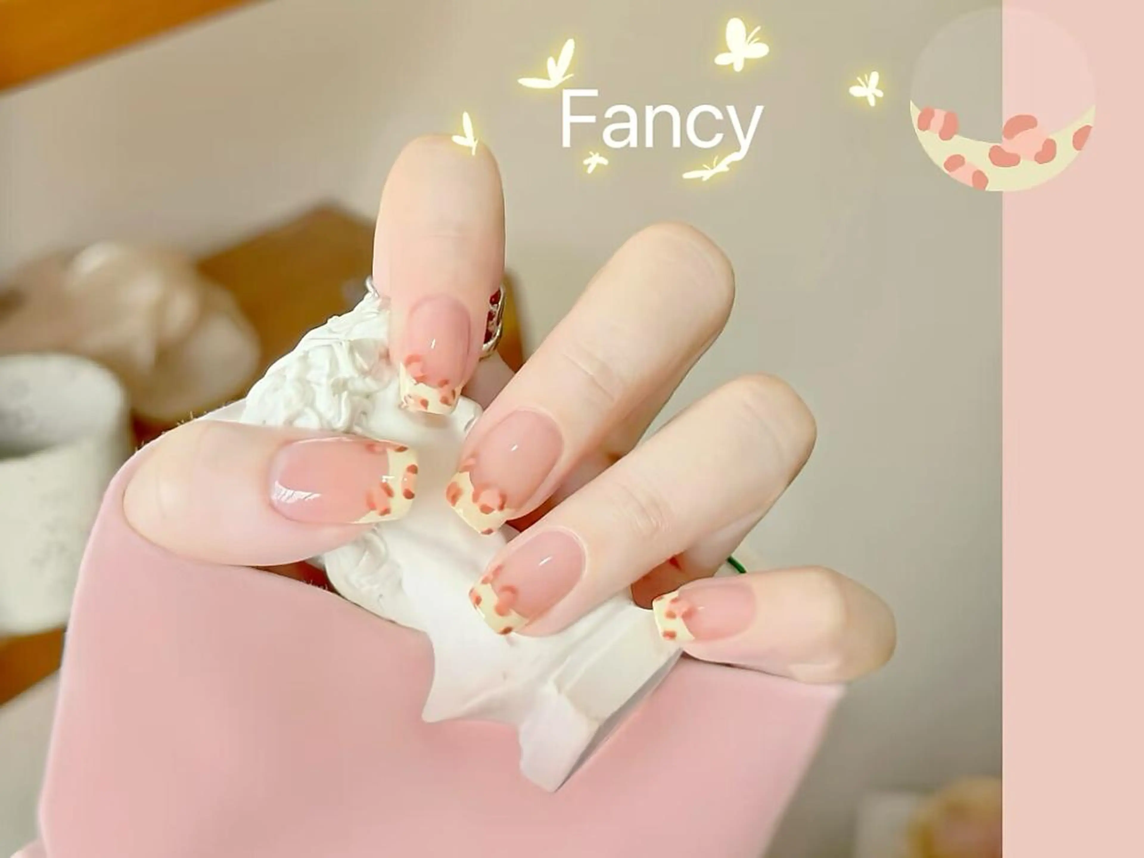 ネイル チークネイル フットネイル グラデーション 韓国ネイル ニュアンスネイル Fancyネイル サロン練馬店のネイルデザイン