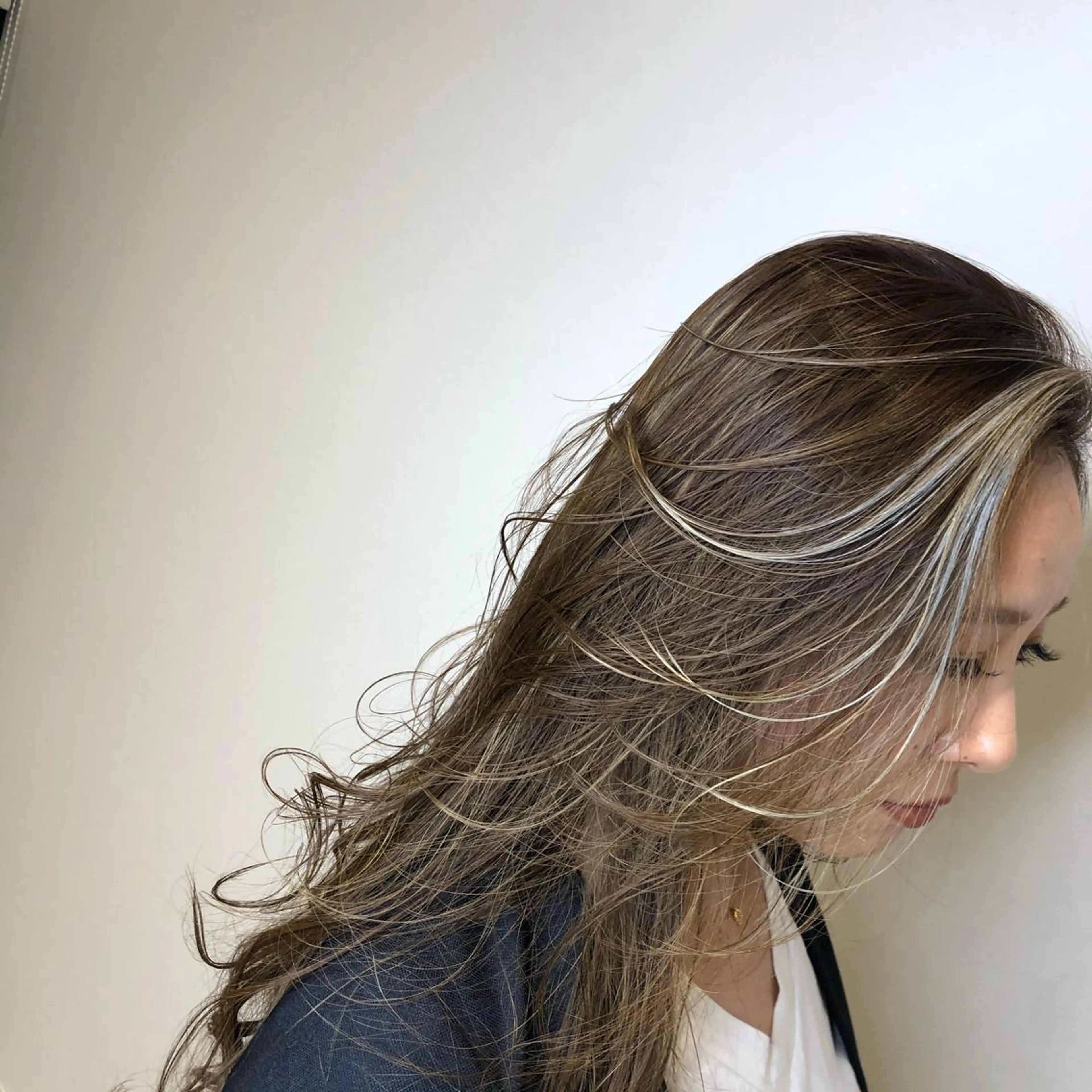 ロング カラー ハイライトカラー ハイライト 髪質改善美容師 中村　一のヘアスタイル