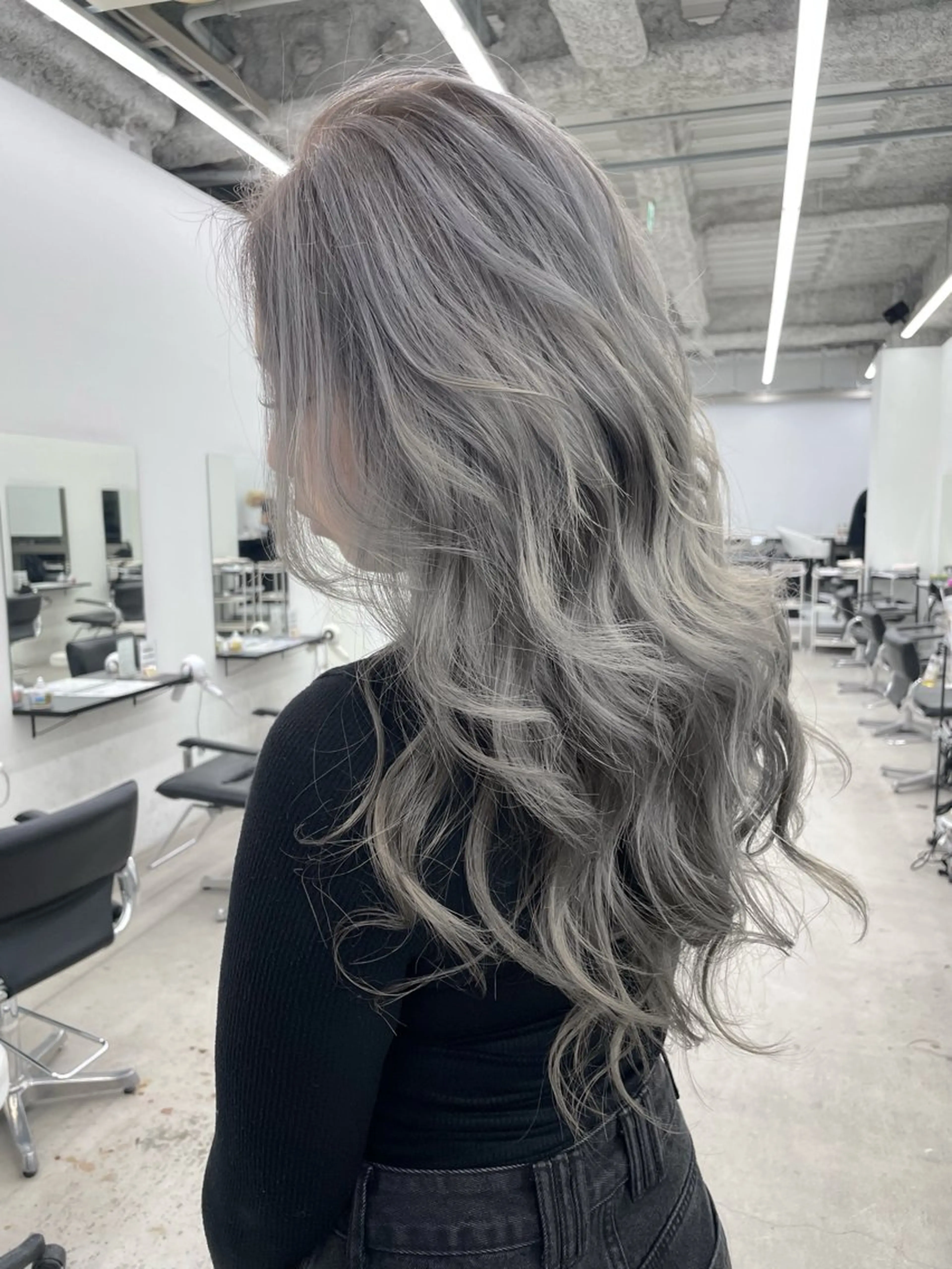 カラー ハイトーンカラー BLEACHi /noeのヘアスタイル